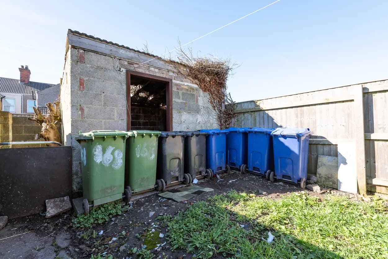 property photo 28 of 28