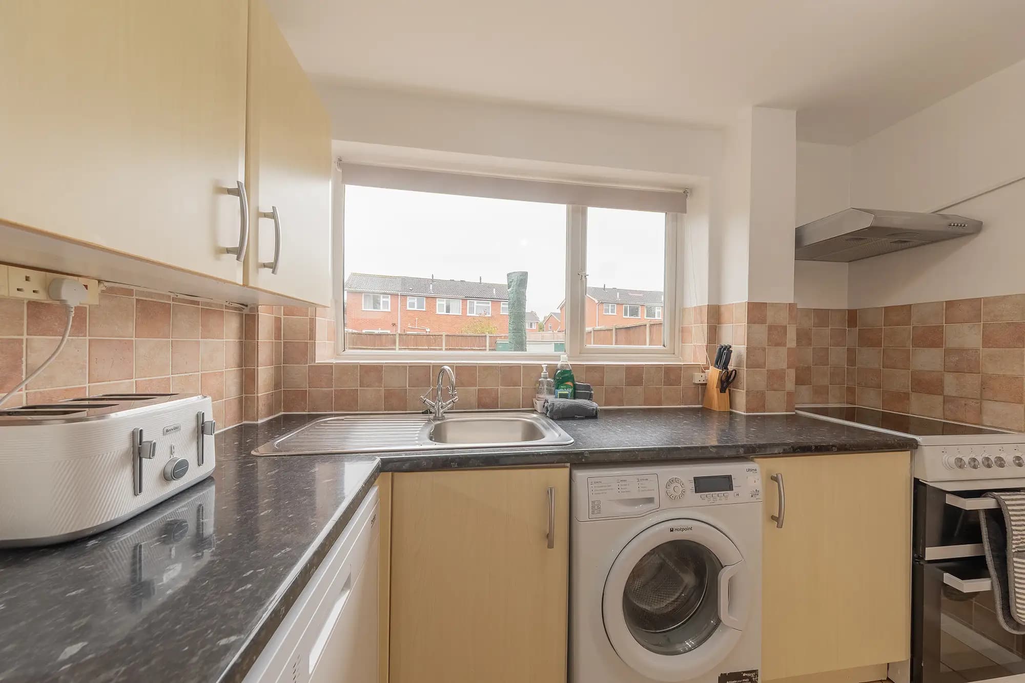 property photo 13 of 59