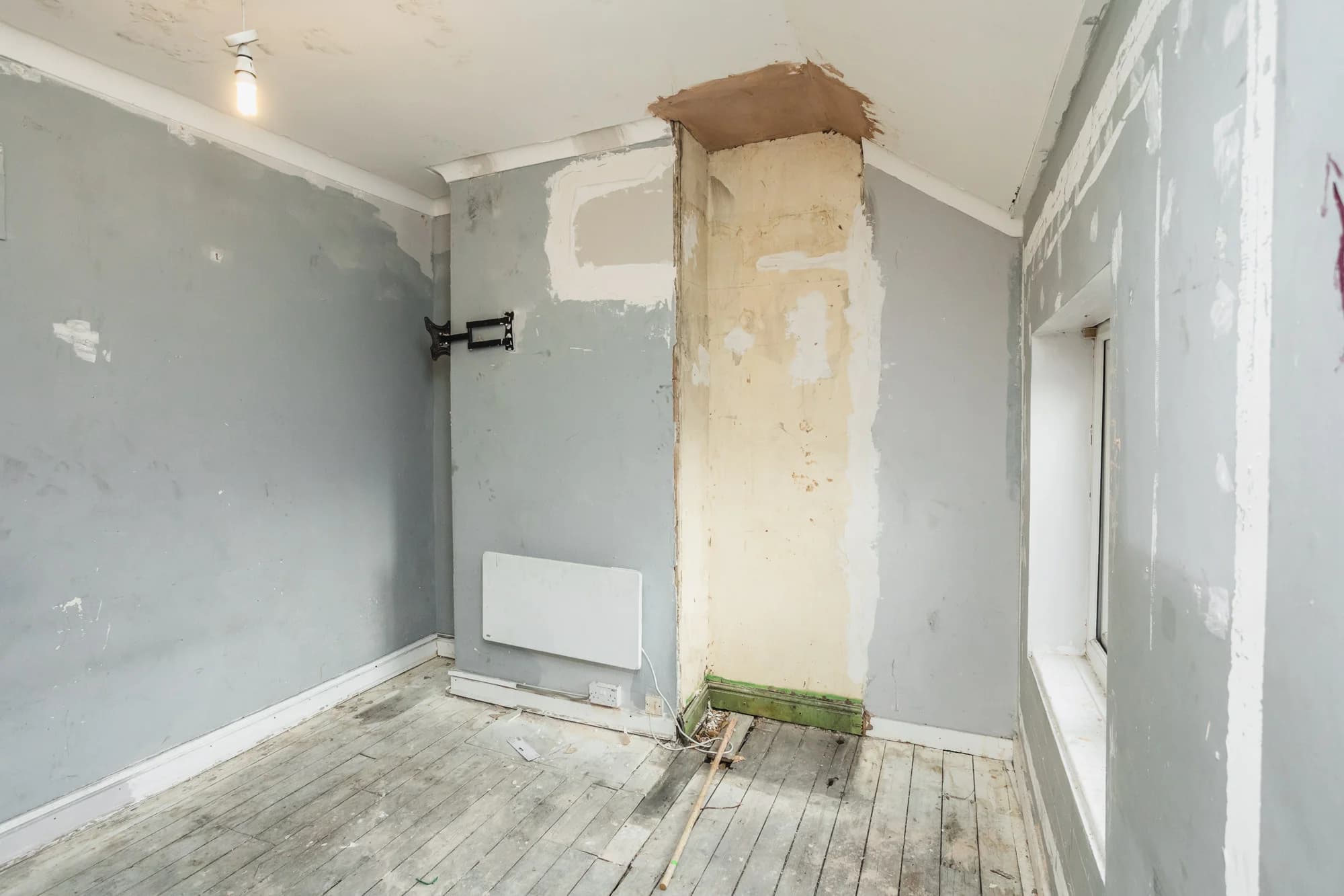 property photo 18 of 32