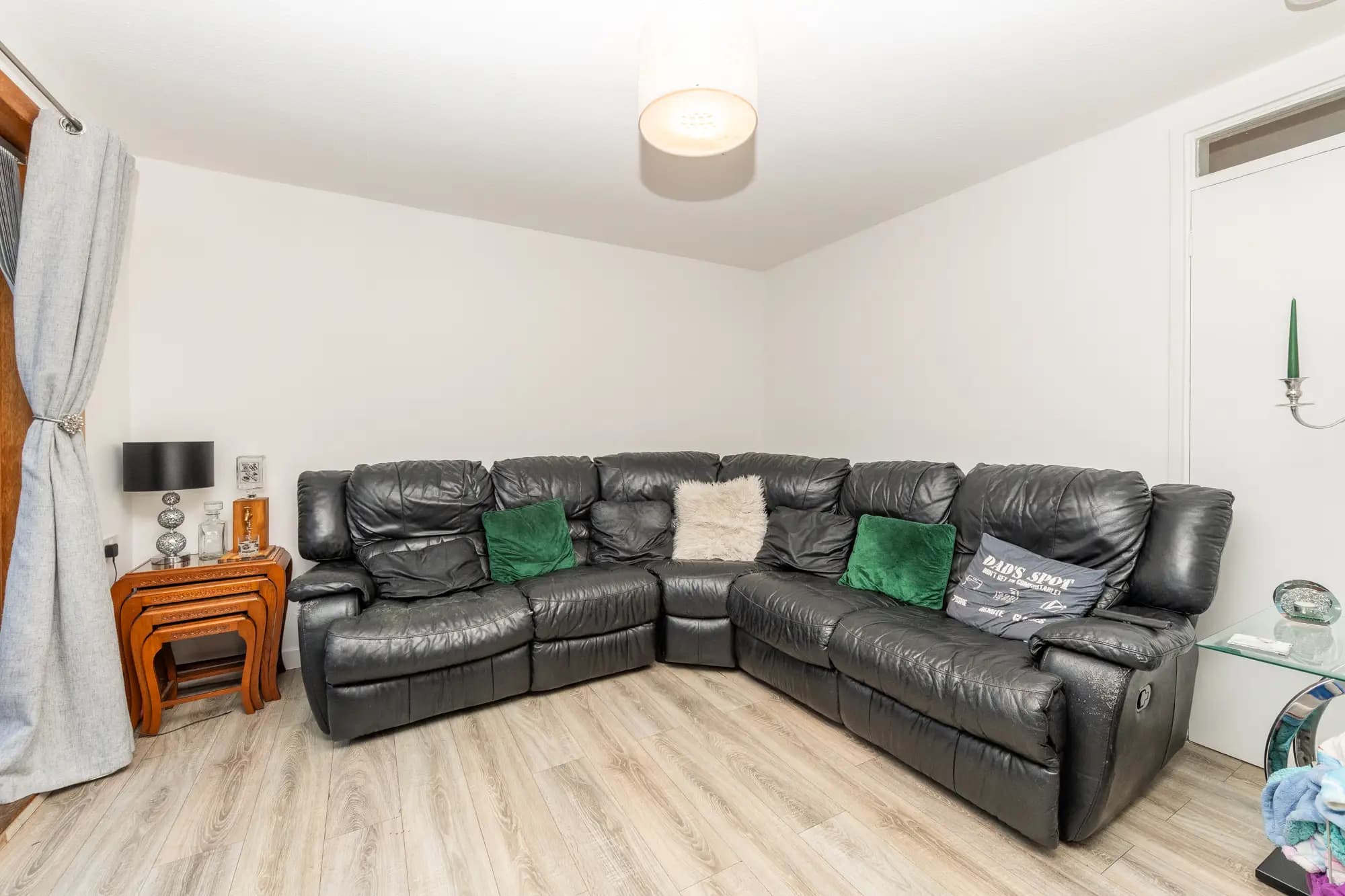 property photo 3 of 25