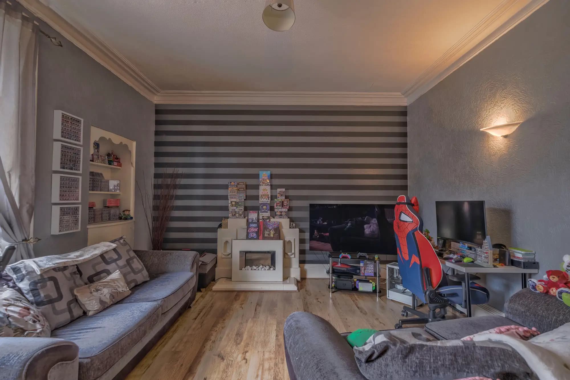 property photo 2 of 27