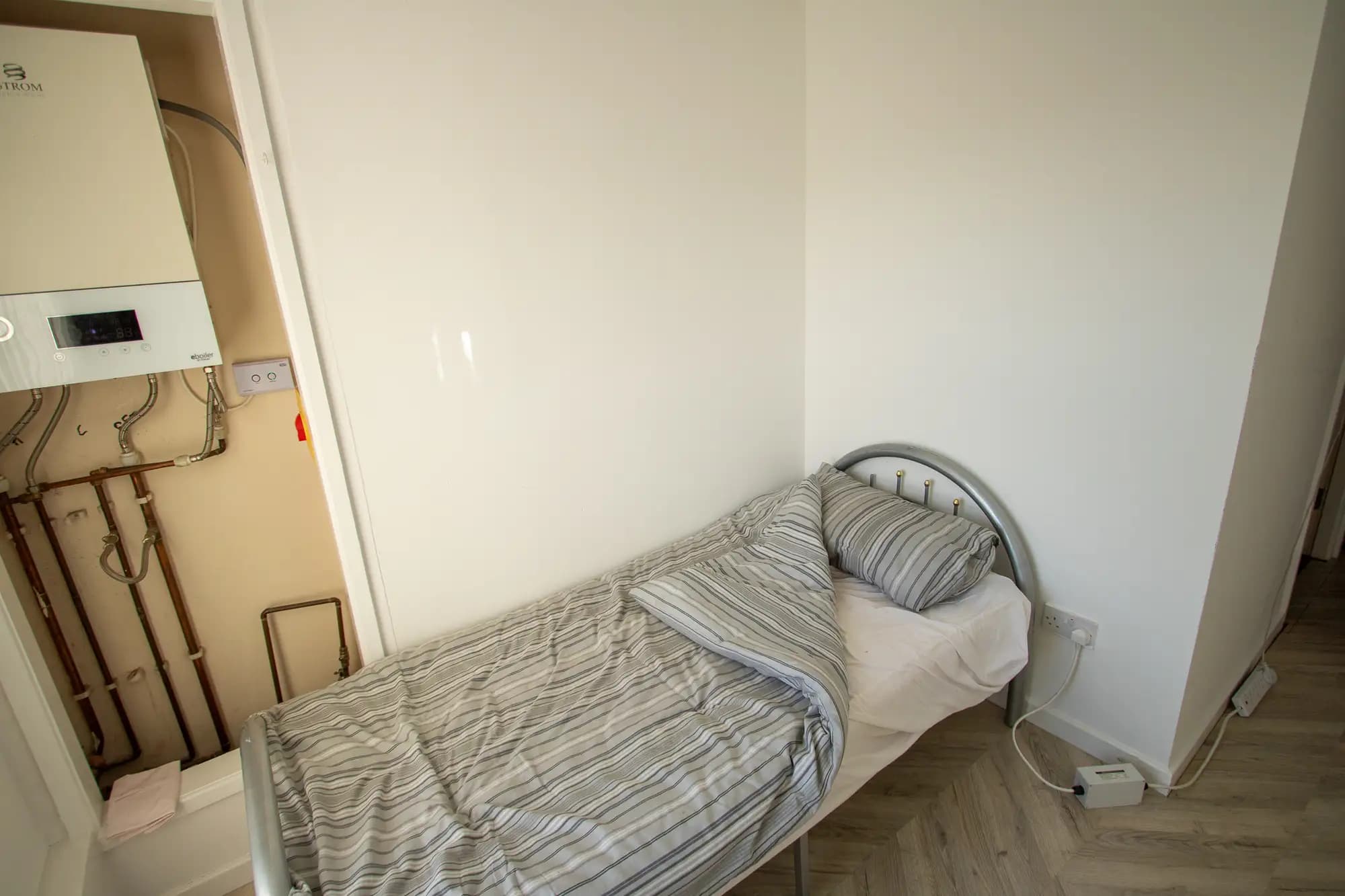 property photo 21 of 36