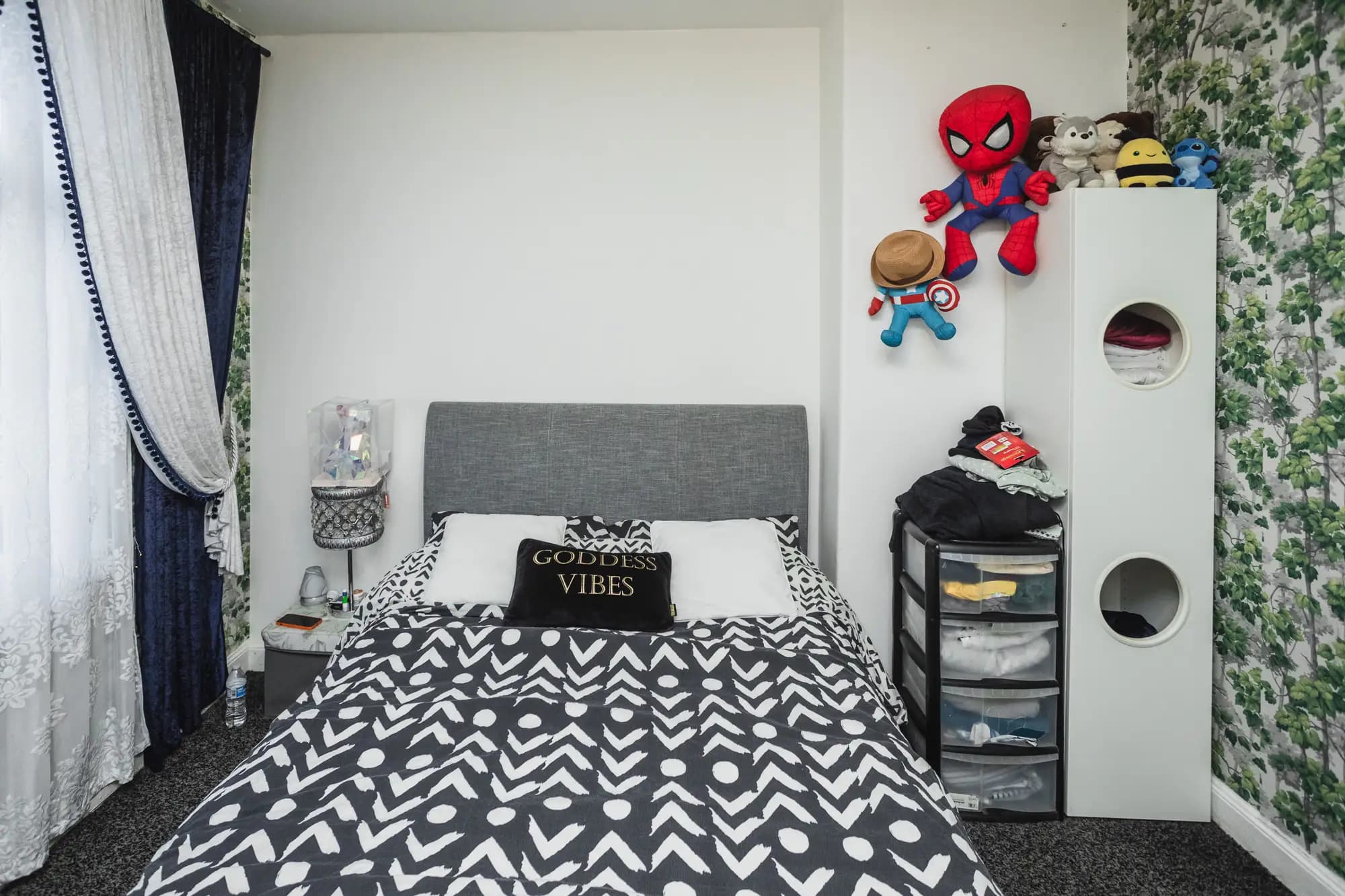 property photo 13 of 16