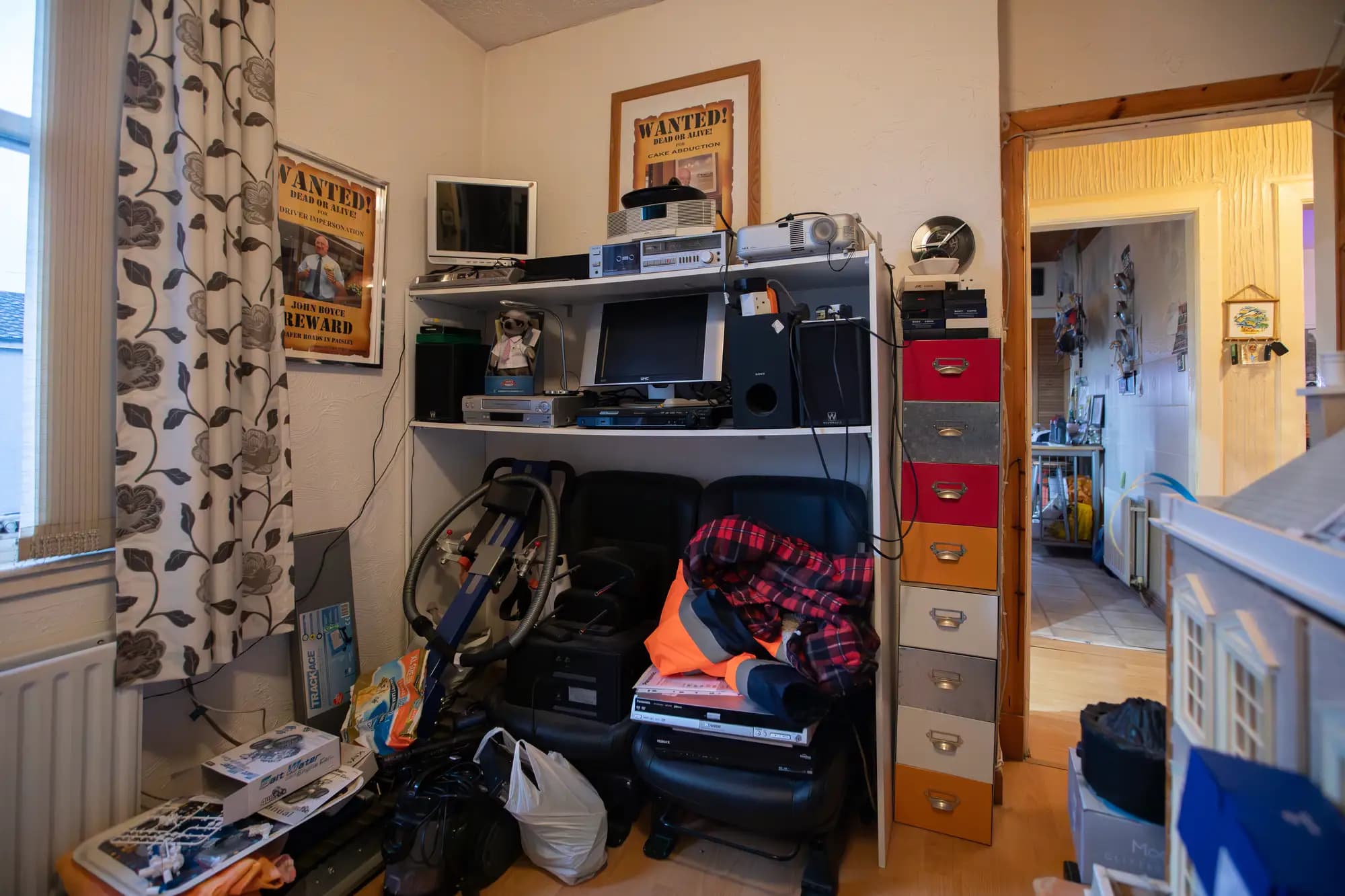 property photo 15 of 27