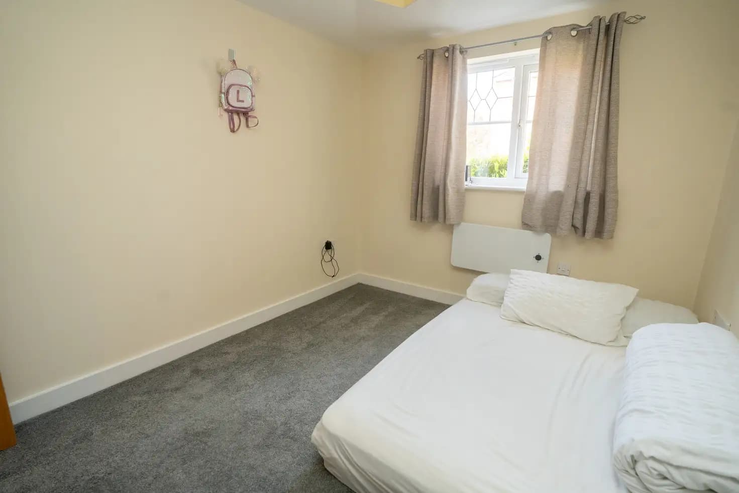 property photo 10 of 18