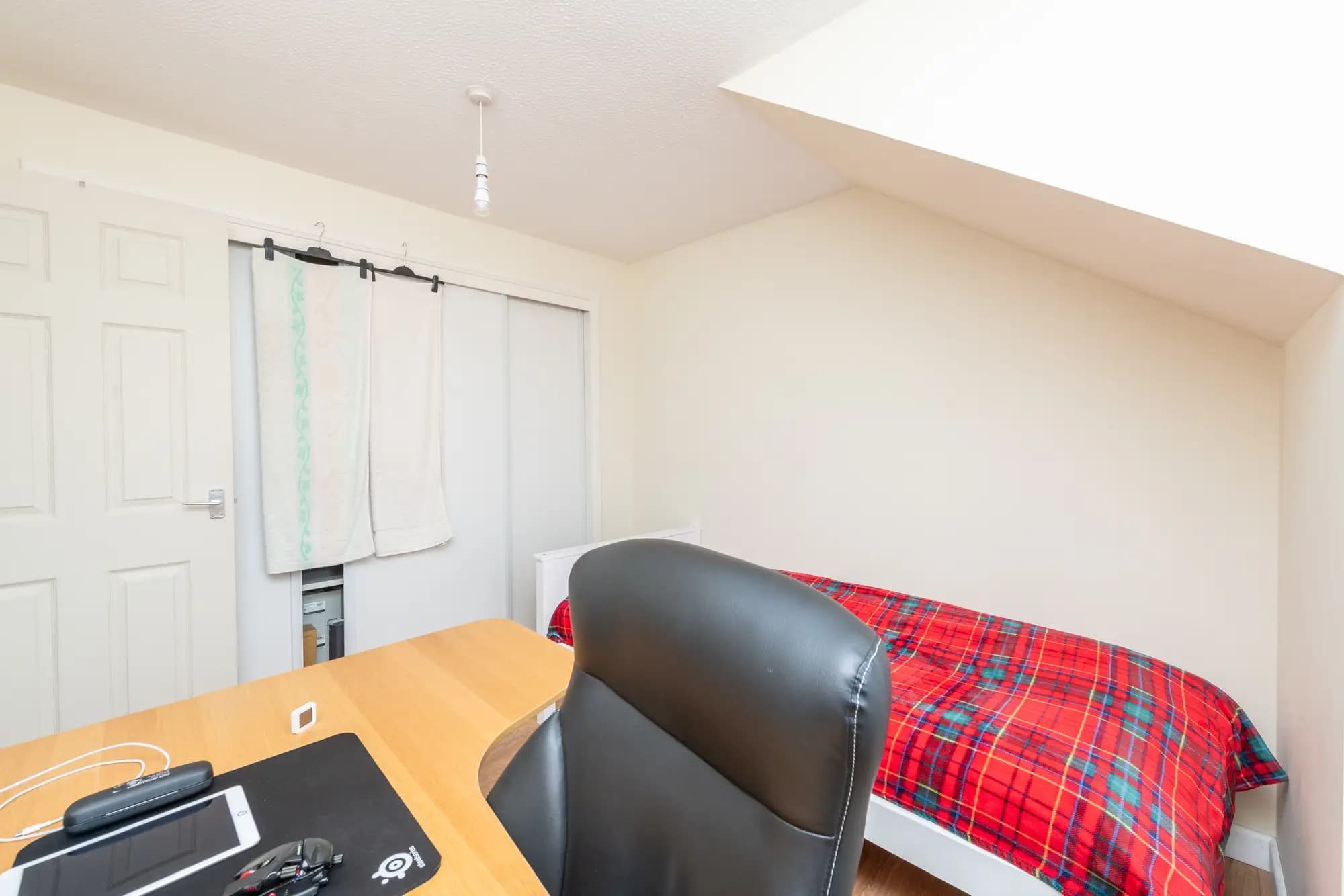 property photo 13 of 24