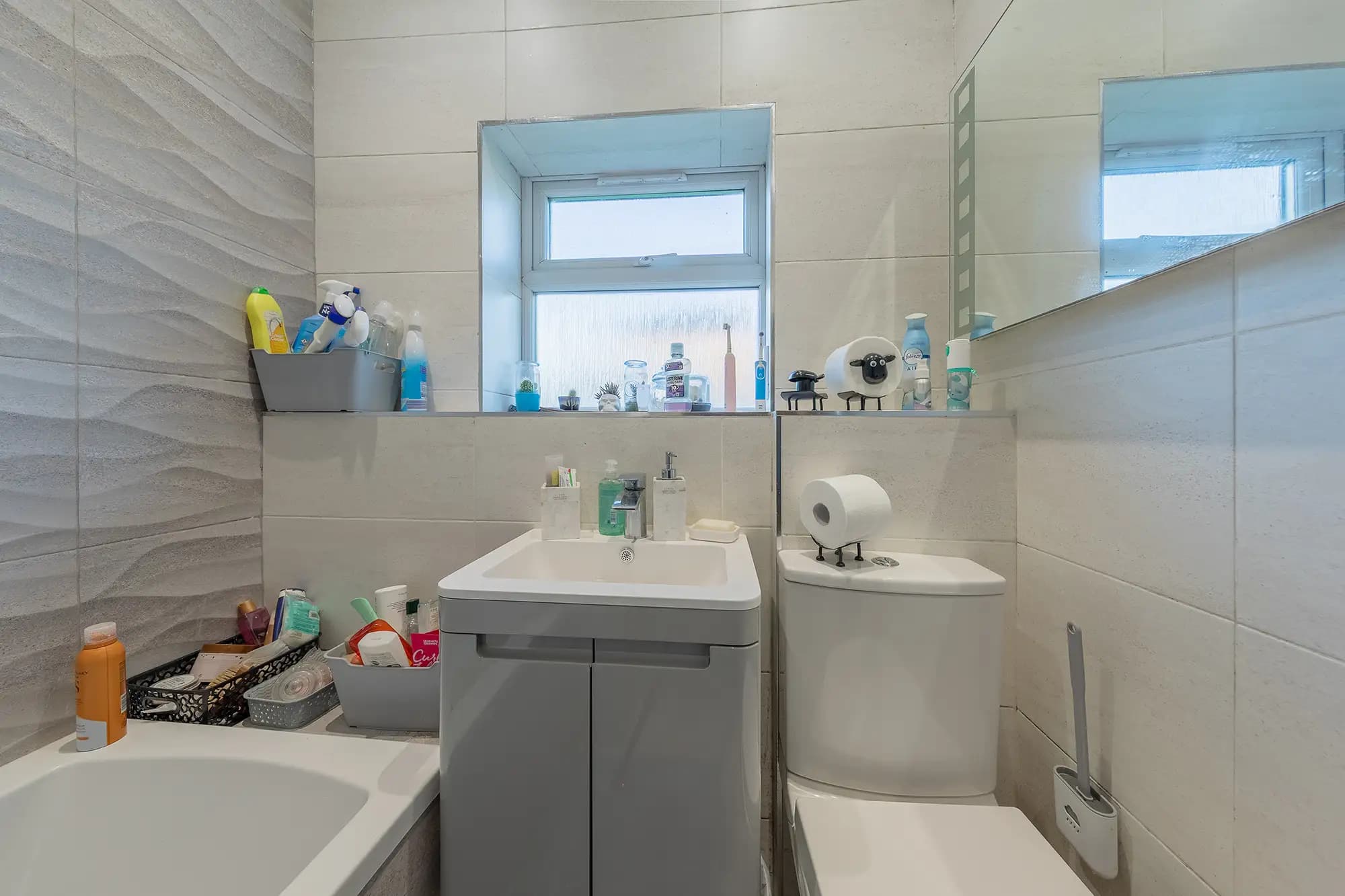 property photo 6 of 14