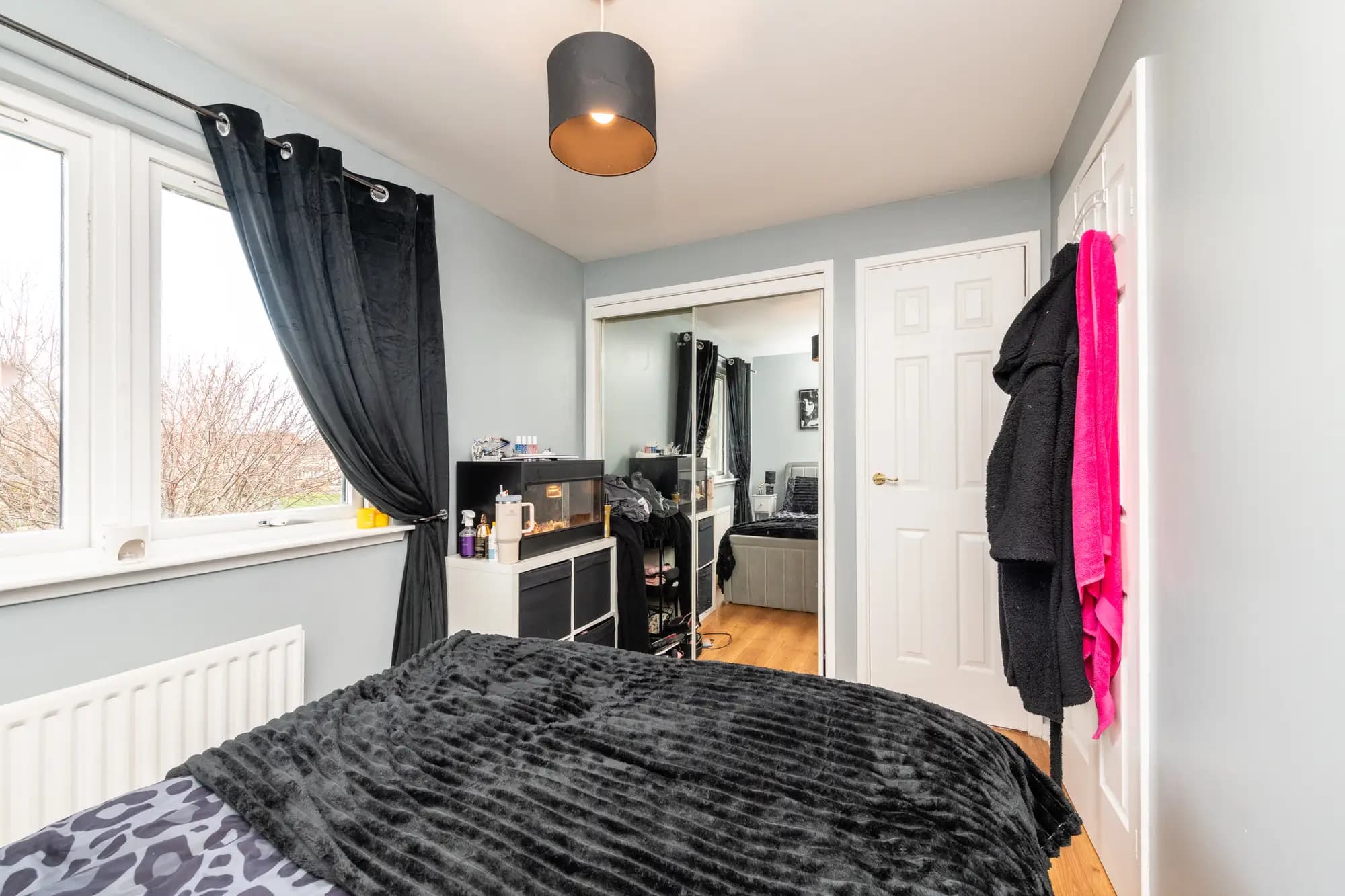 property photo 16 of 33