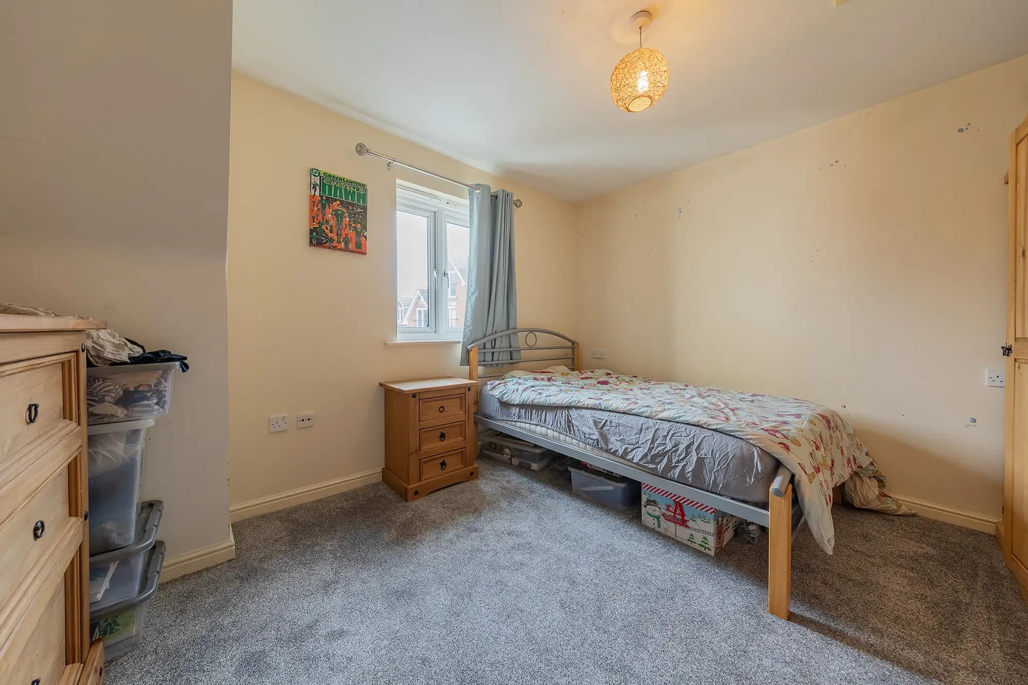 property photo 10 of 17