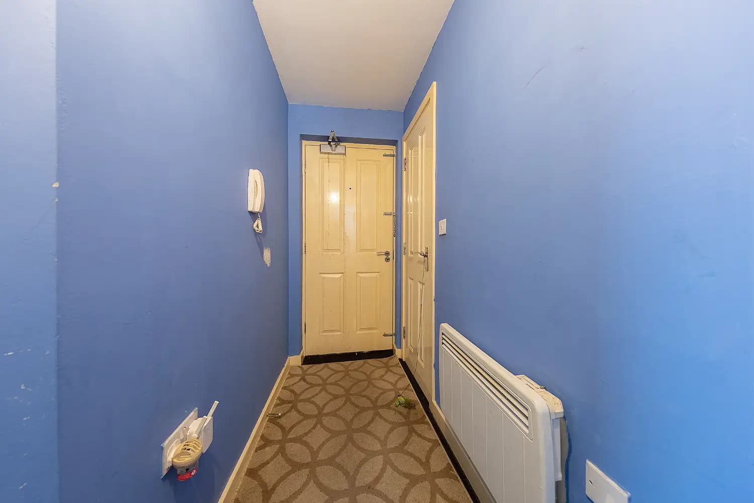 property photo 17 of 18