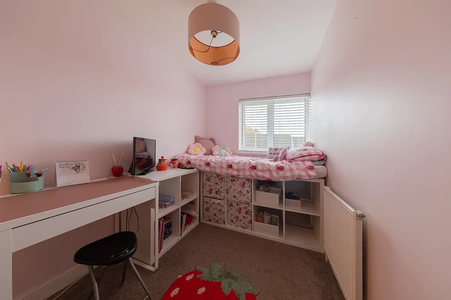 property photo 13 of 17