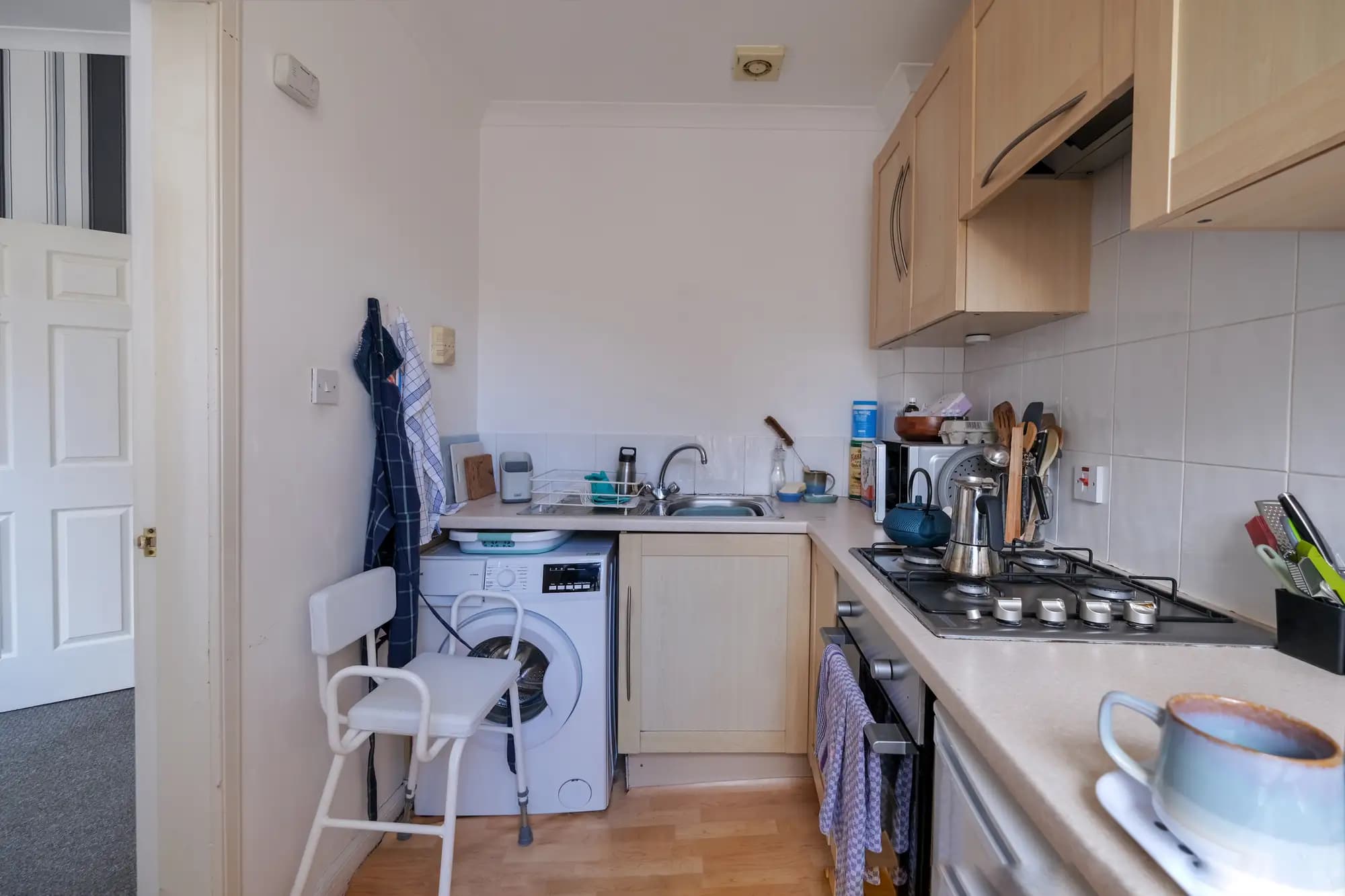property photo 6 of 38