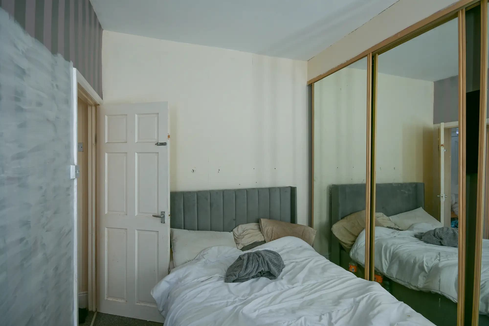 property photo 11 of 15