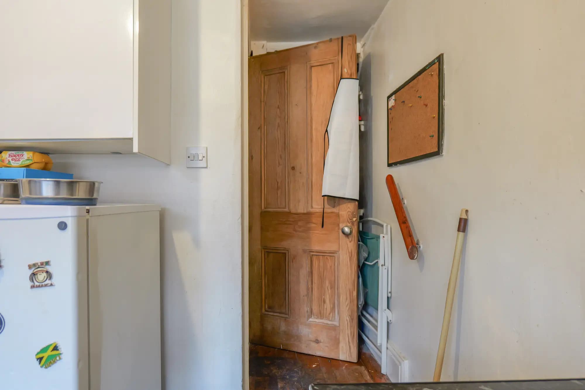 property photo 21 of 29