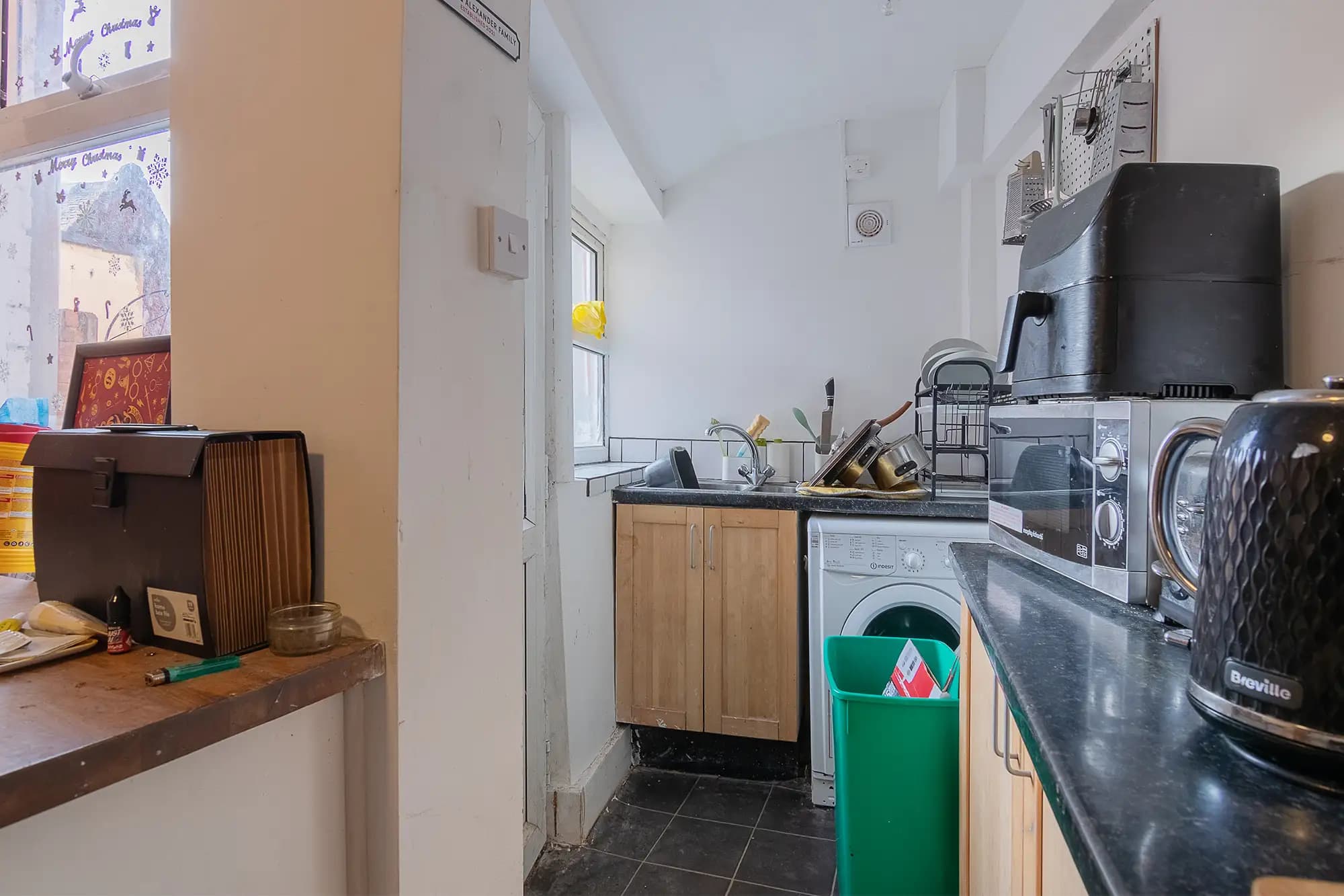 property photo 5 of 13