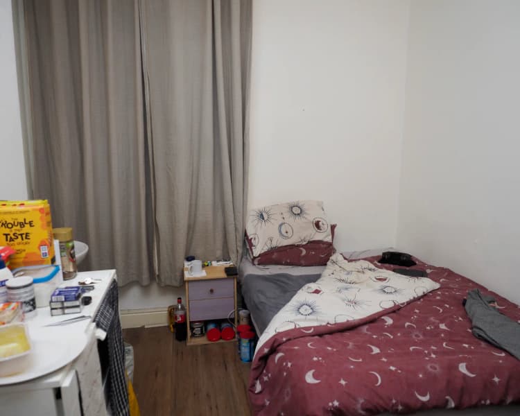 property photo 10 of 19