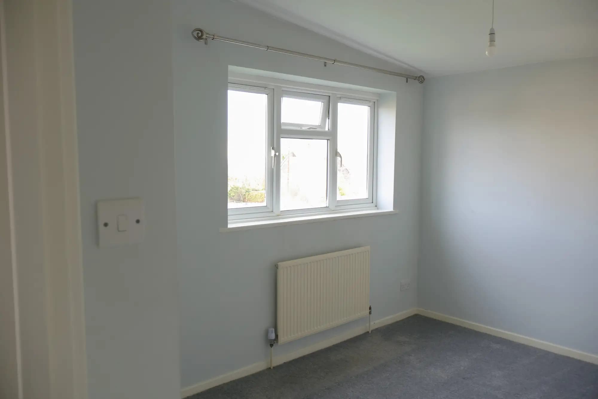 property photo 4 of 30