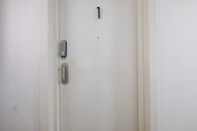property photo 12 of 15