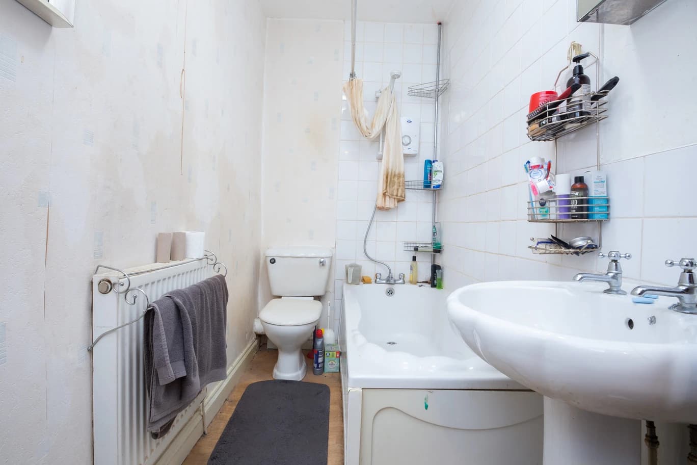 property photo 8 of 15