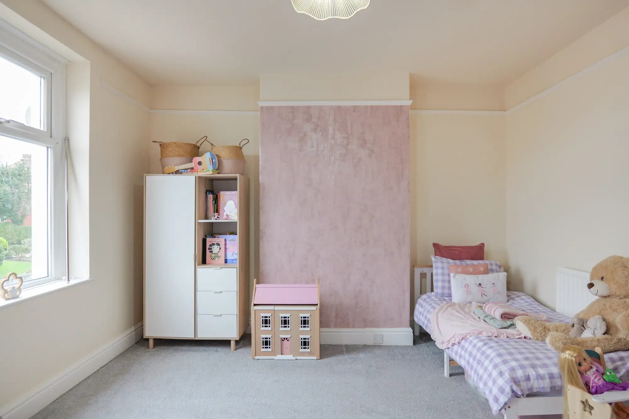 property photo 11 of 28