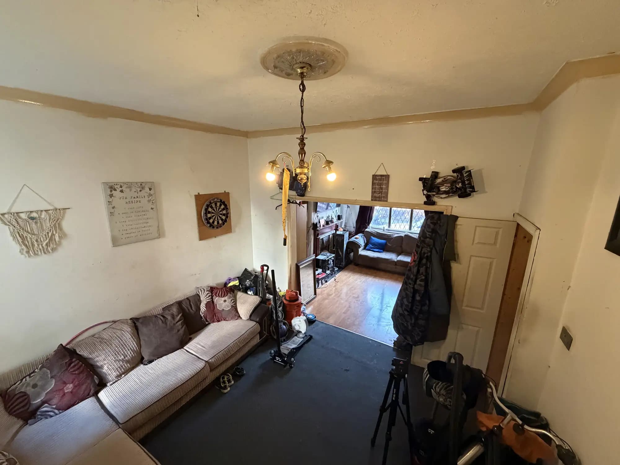 property photo 4 of 16