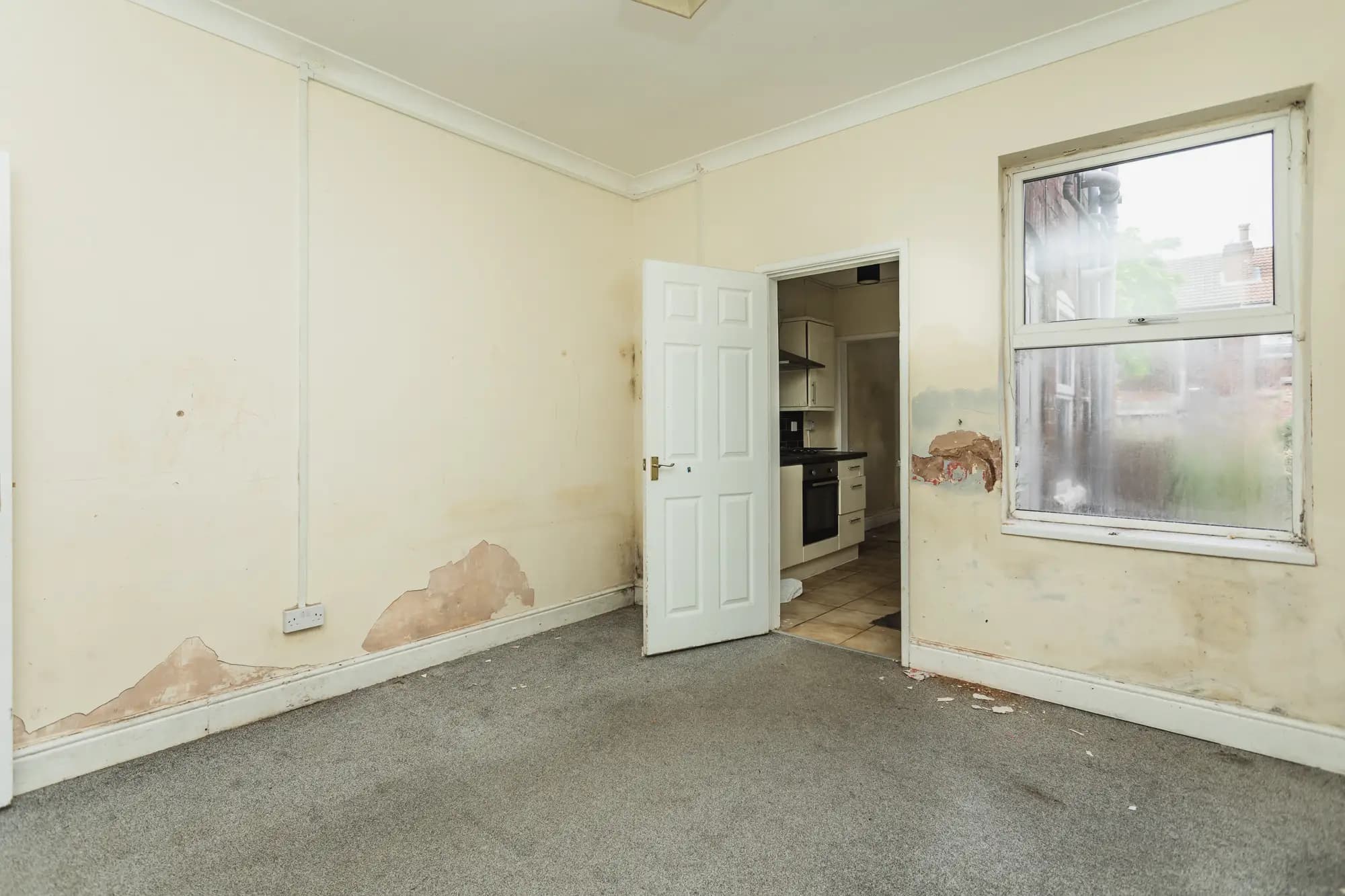 property photo 13 of 23