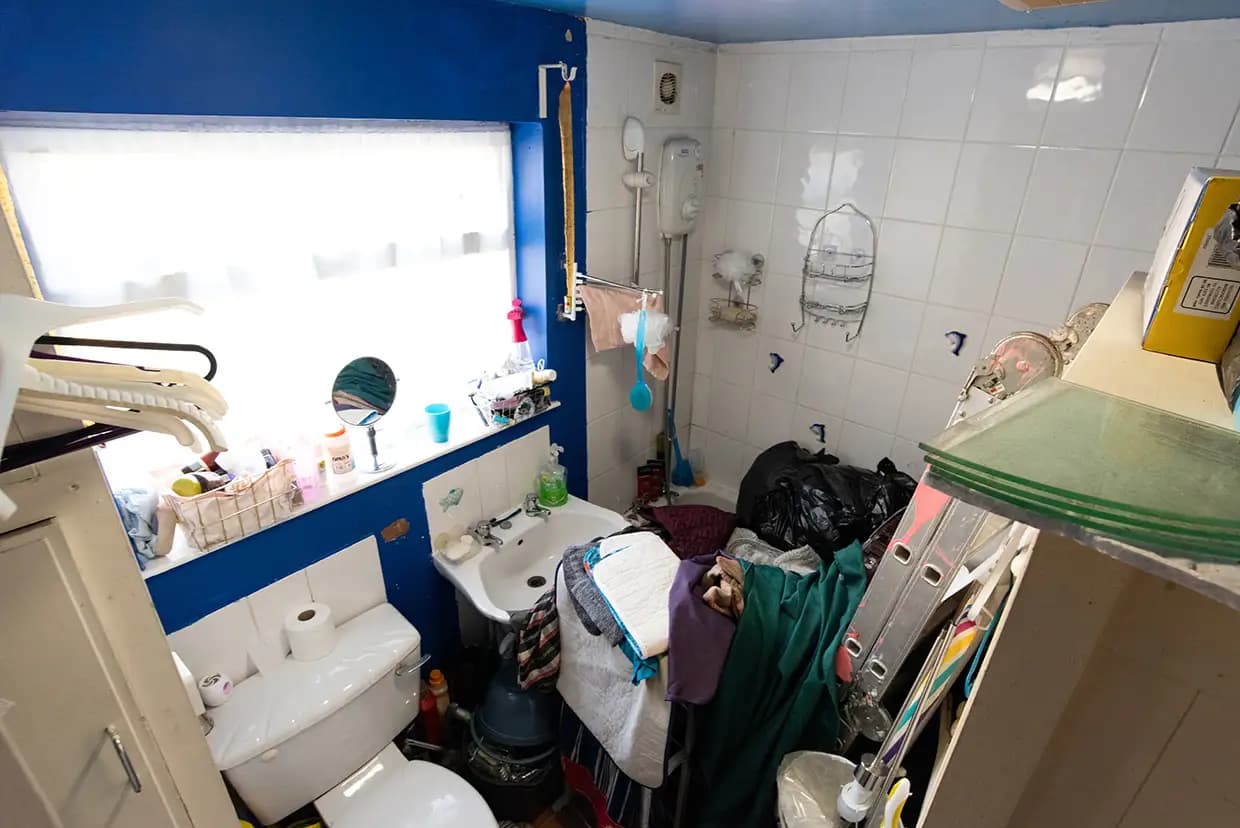 property photo 6 of 18