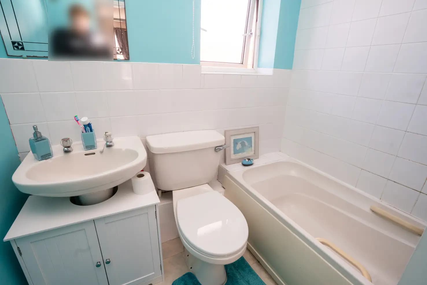 property photo 8 of 19