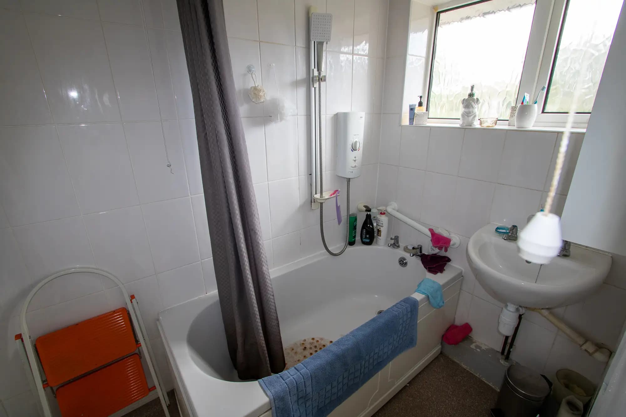 property photo 9 of 21