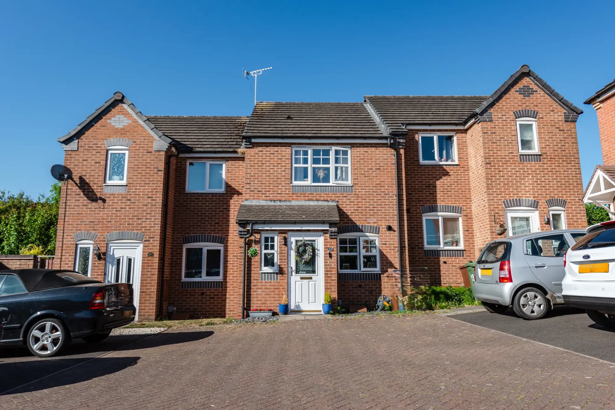 property photo 1 of 43