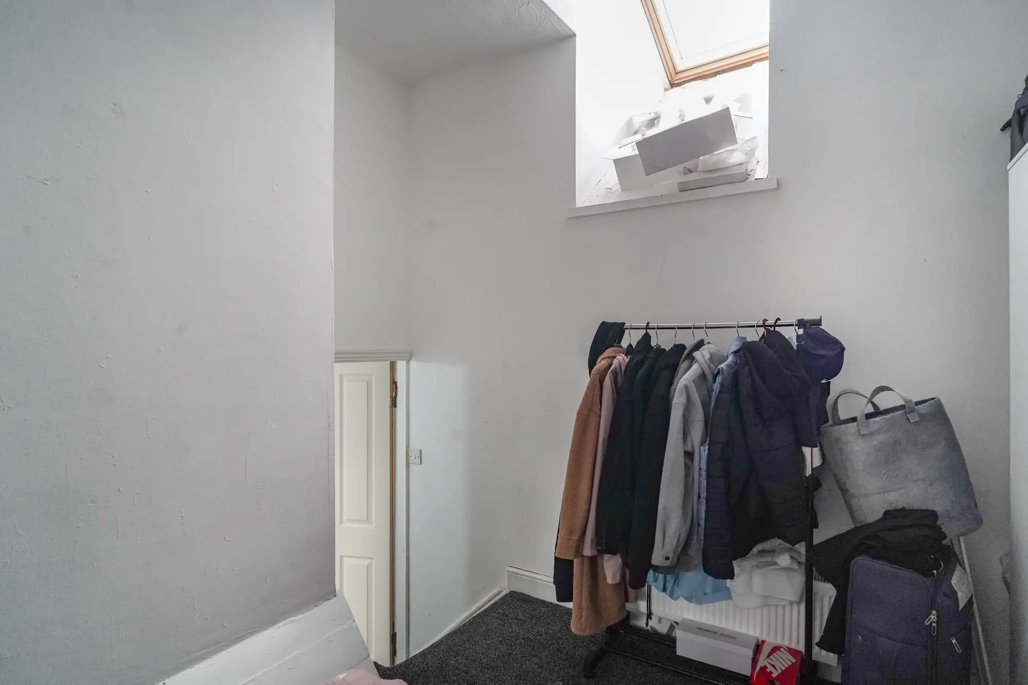 property photo 15 of 21