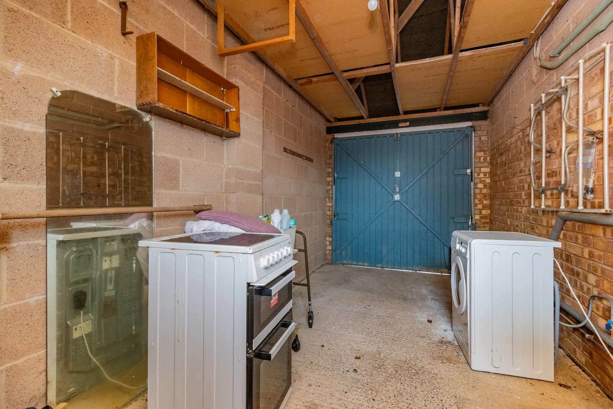 property photo 18 of 24