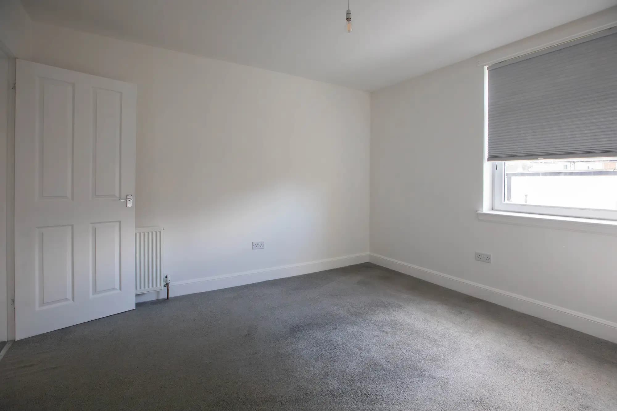property photo 12 of 17