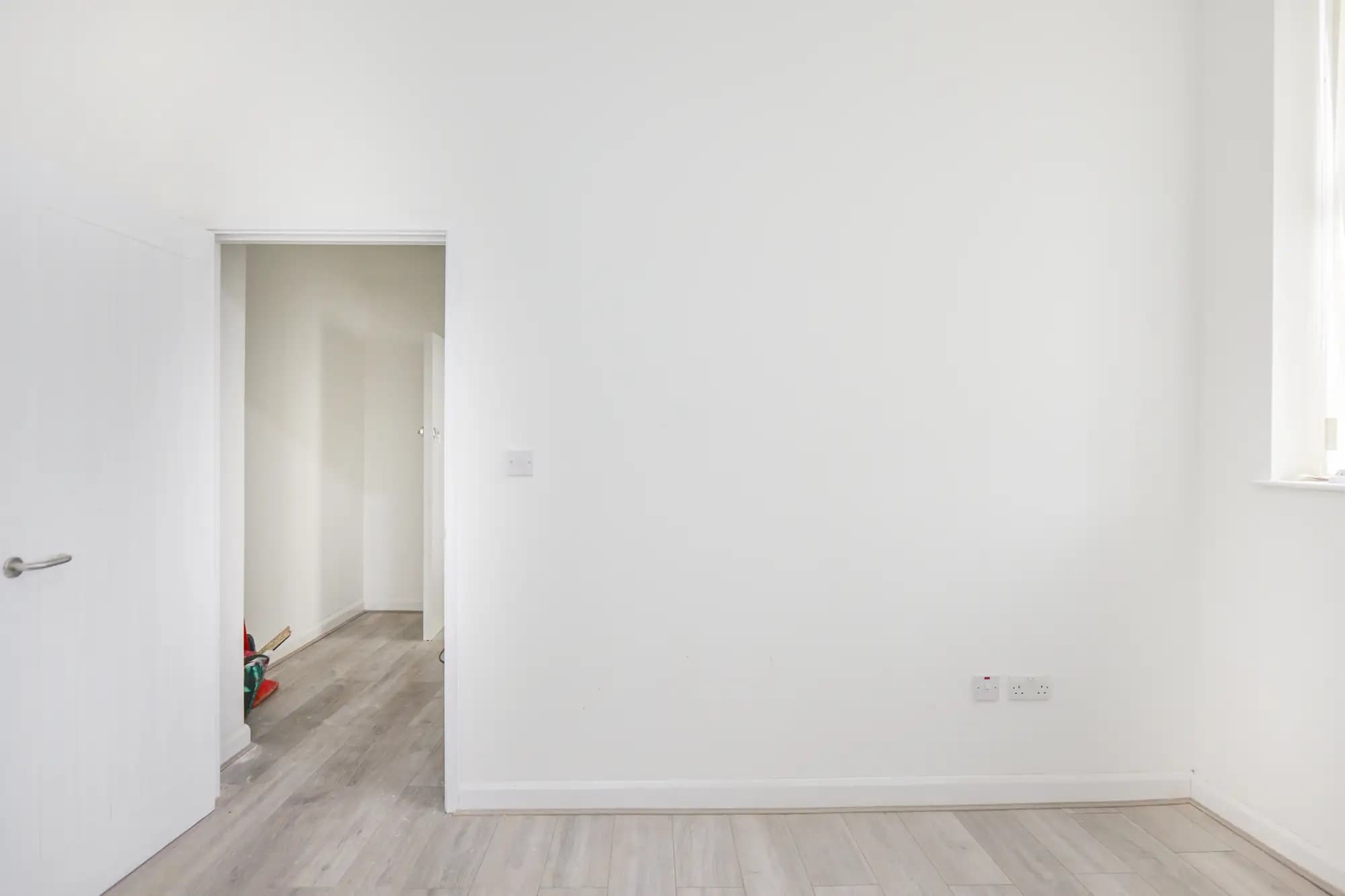 property photo 21 of 30