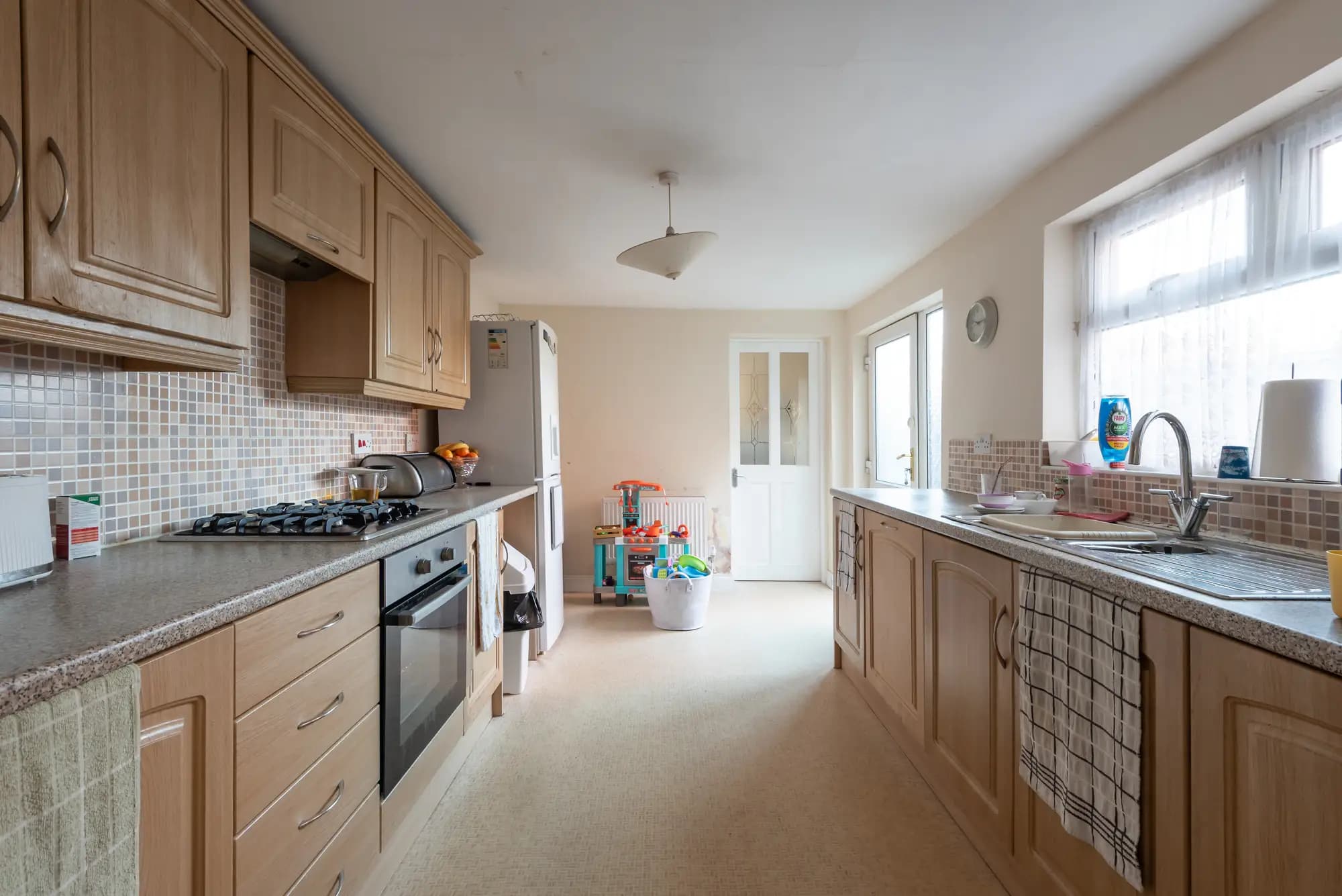 property photo 6 of 30