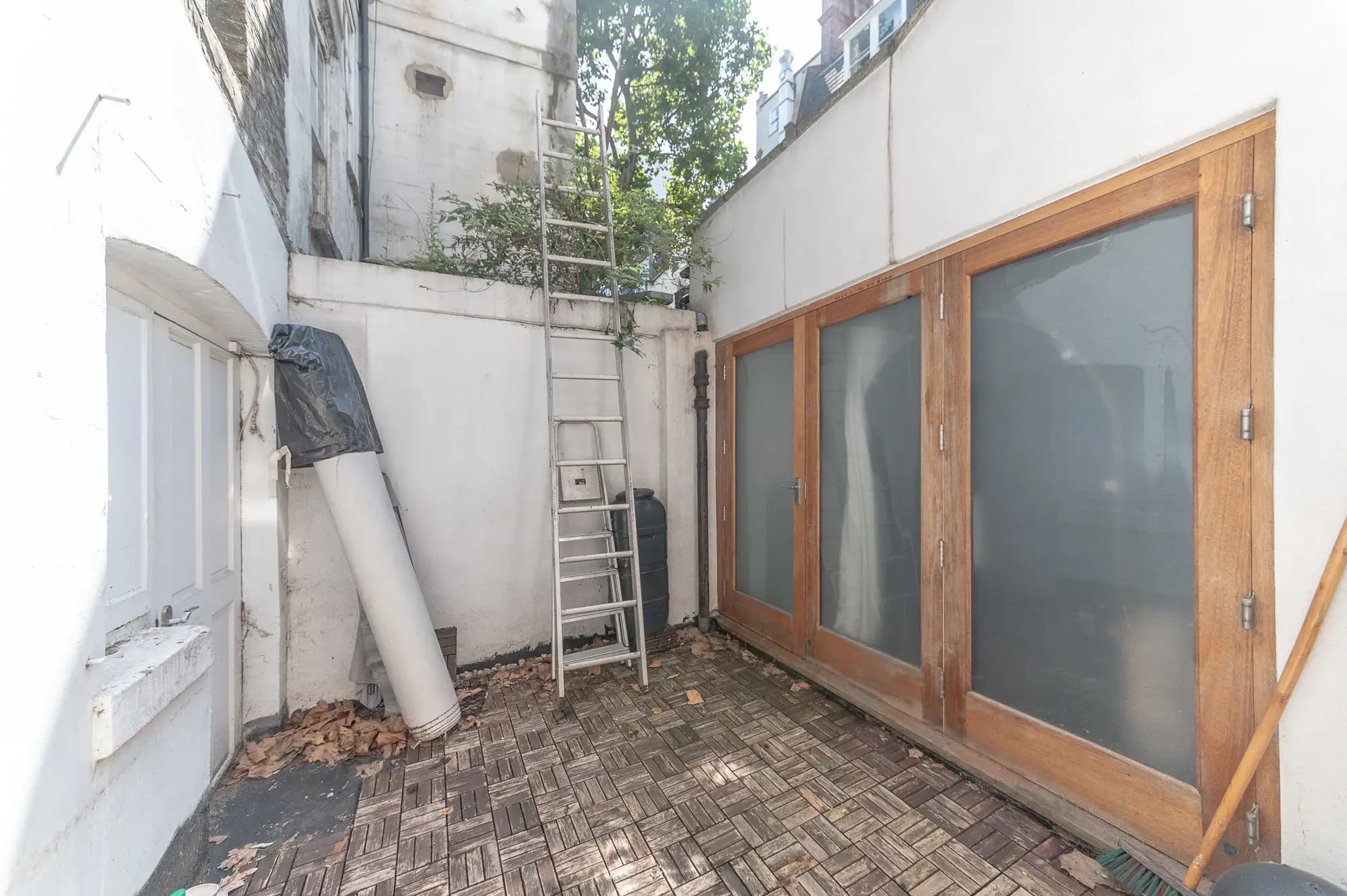 property photo 10 of 10