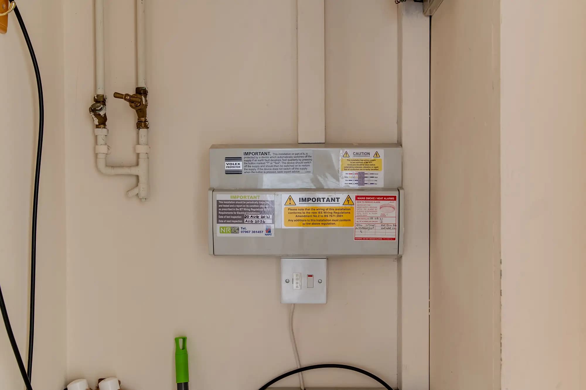 property photo 15 of 19