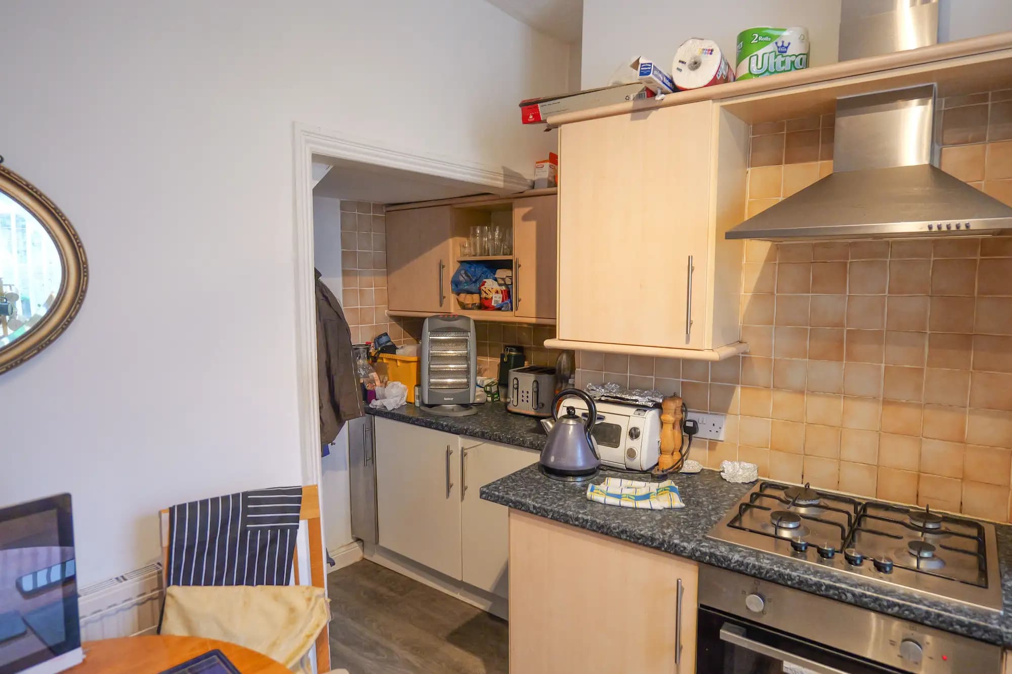 property photo 4 of 27