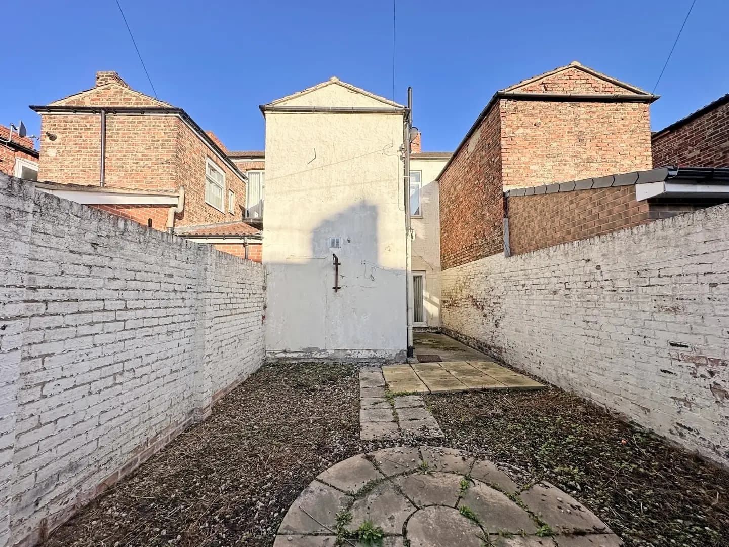 property photo 27 of 30
