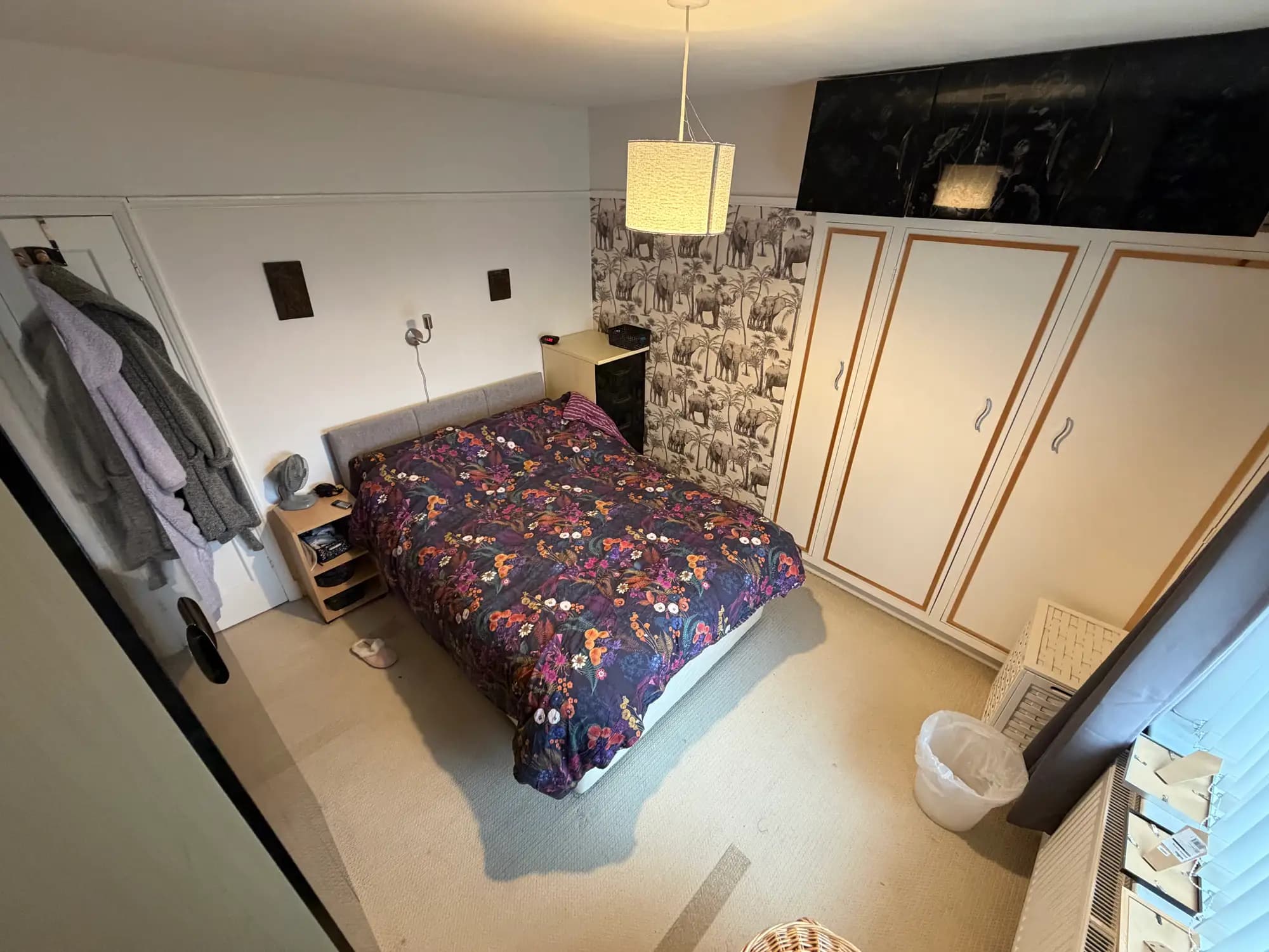 property photo 9 of 18