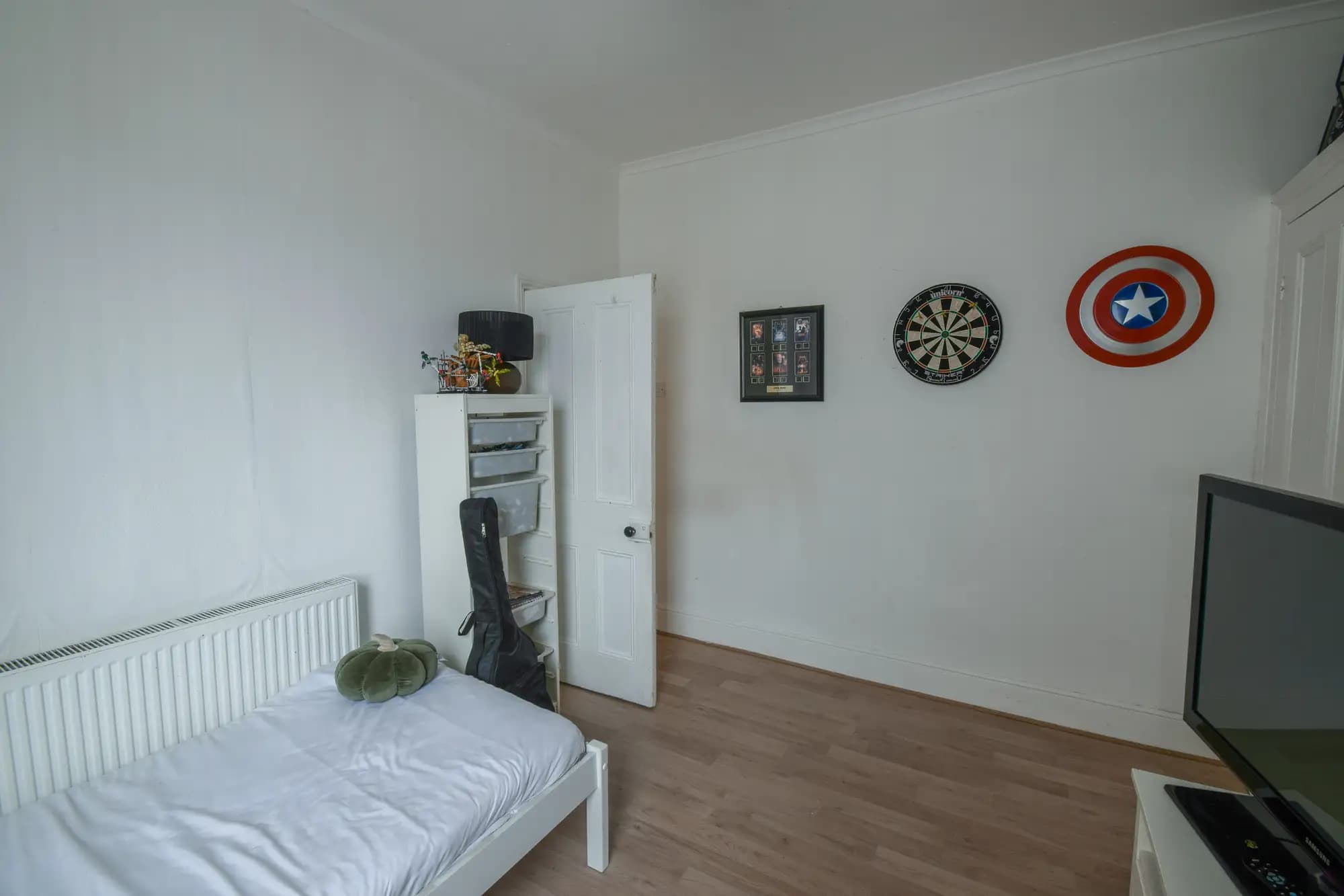 property photo 12 of 20