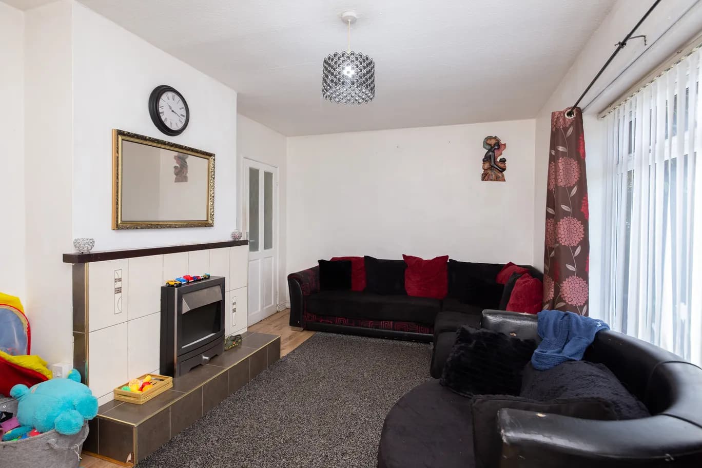 property photo 2 of 21