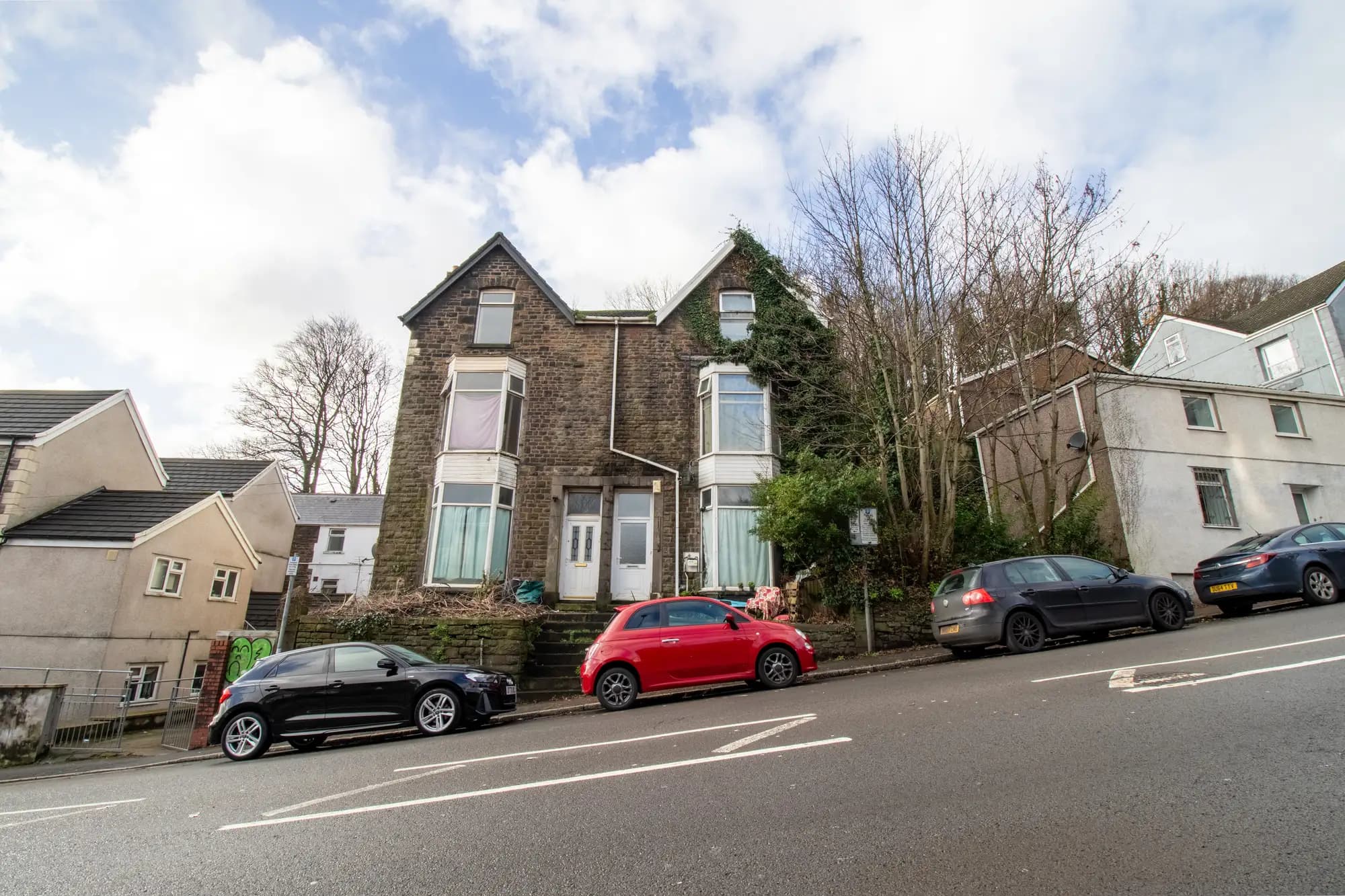 property photo 1 of 20