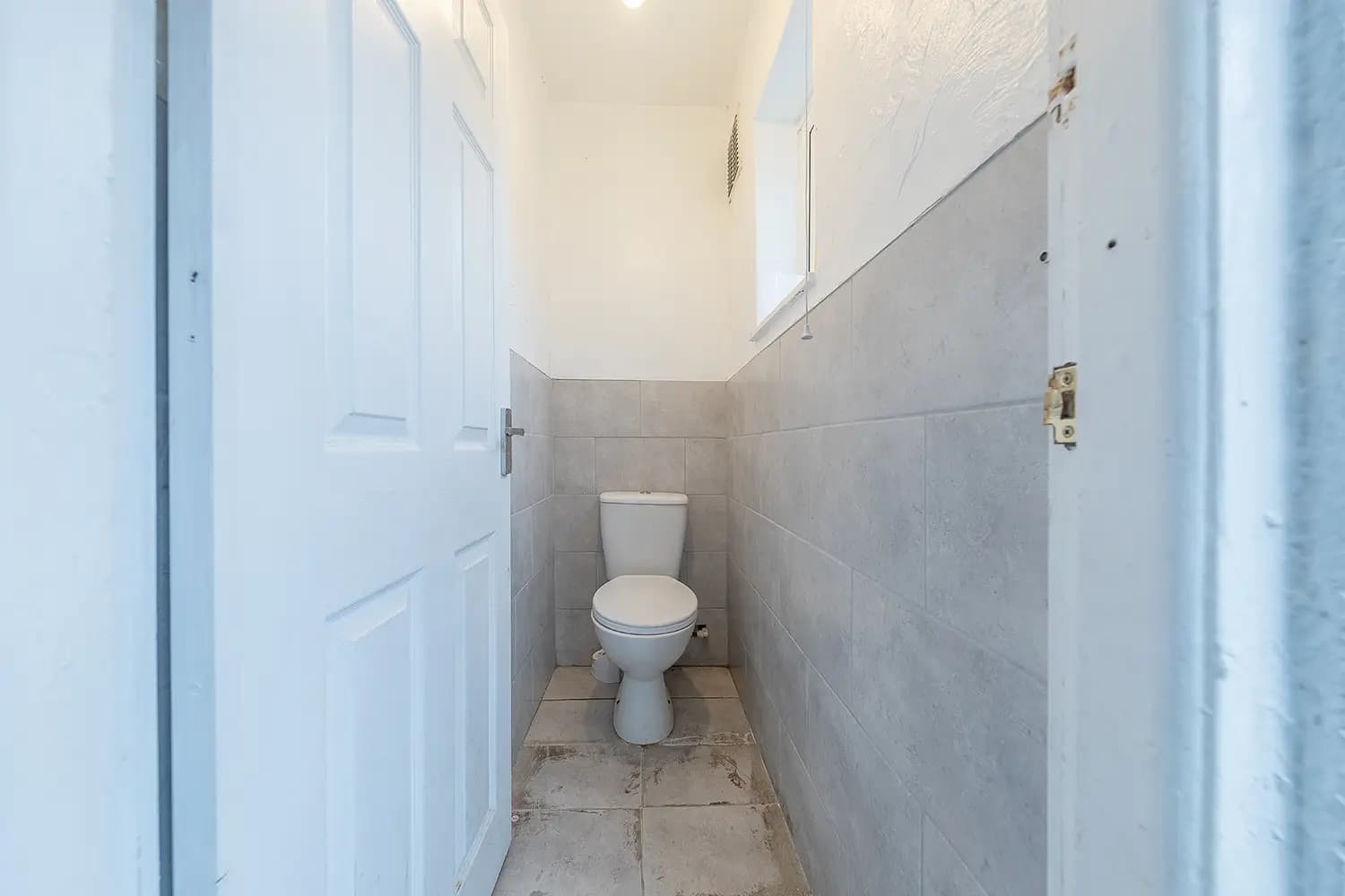 property photo 10 of 30