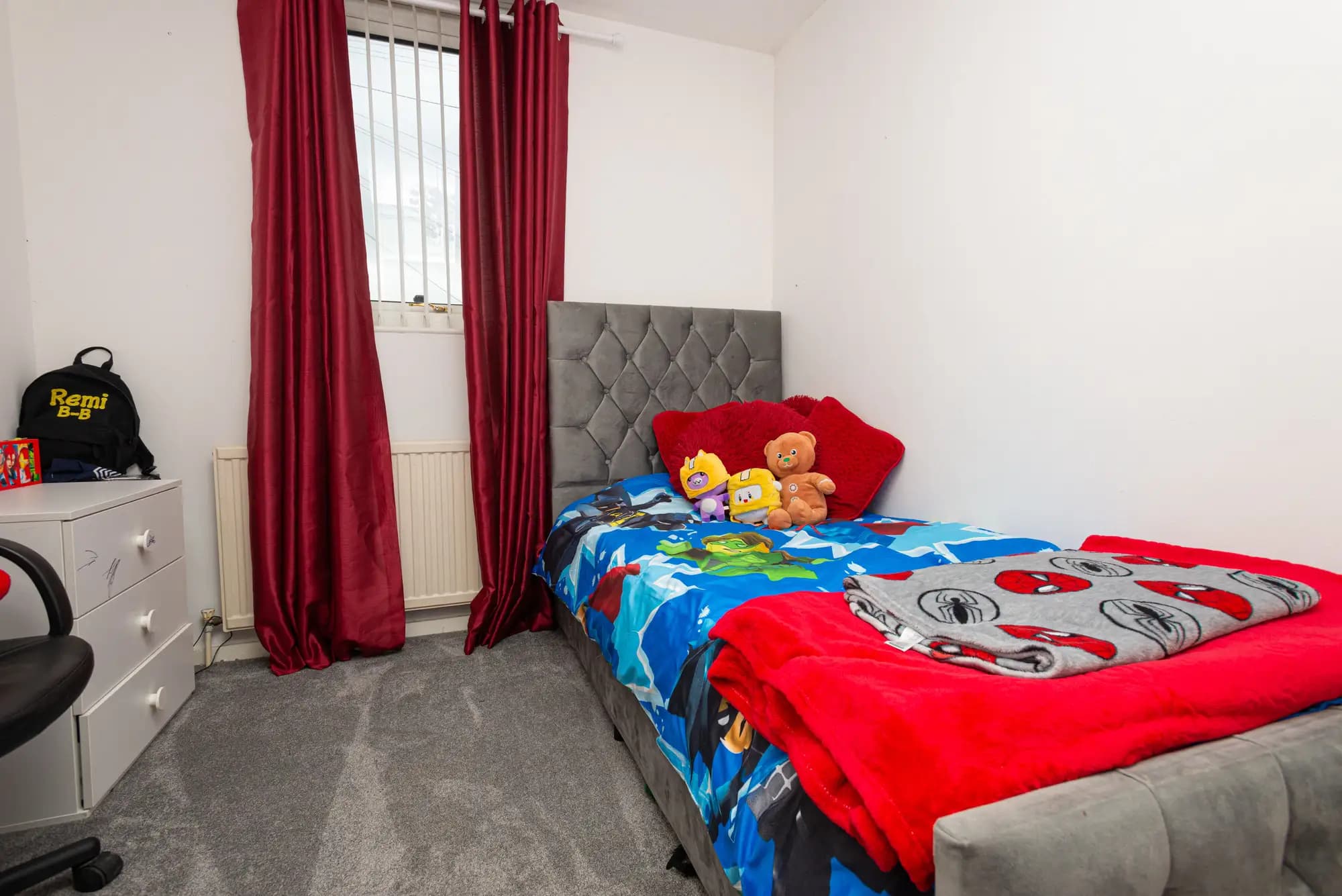 property photo 14 of 20