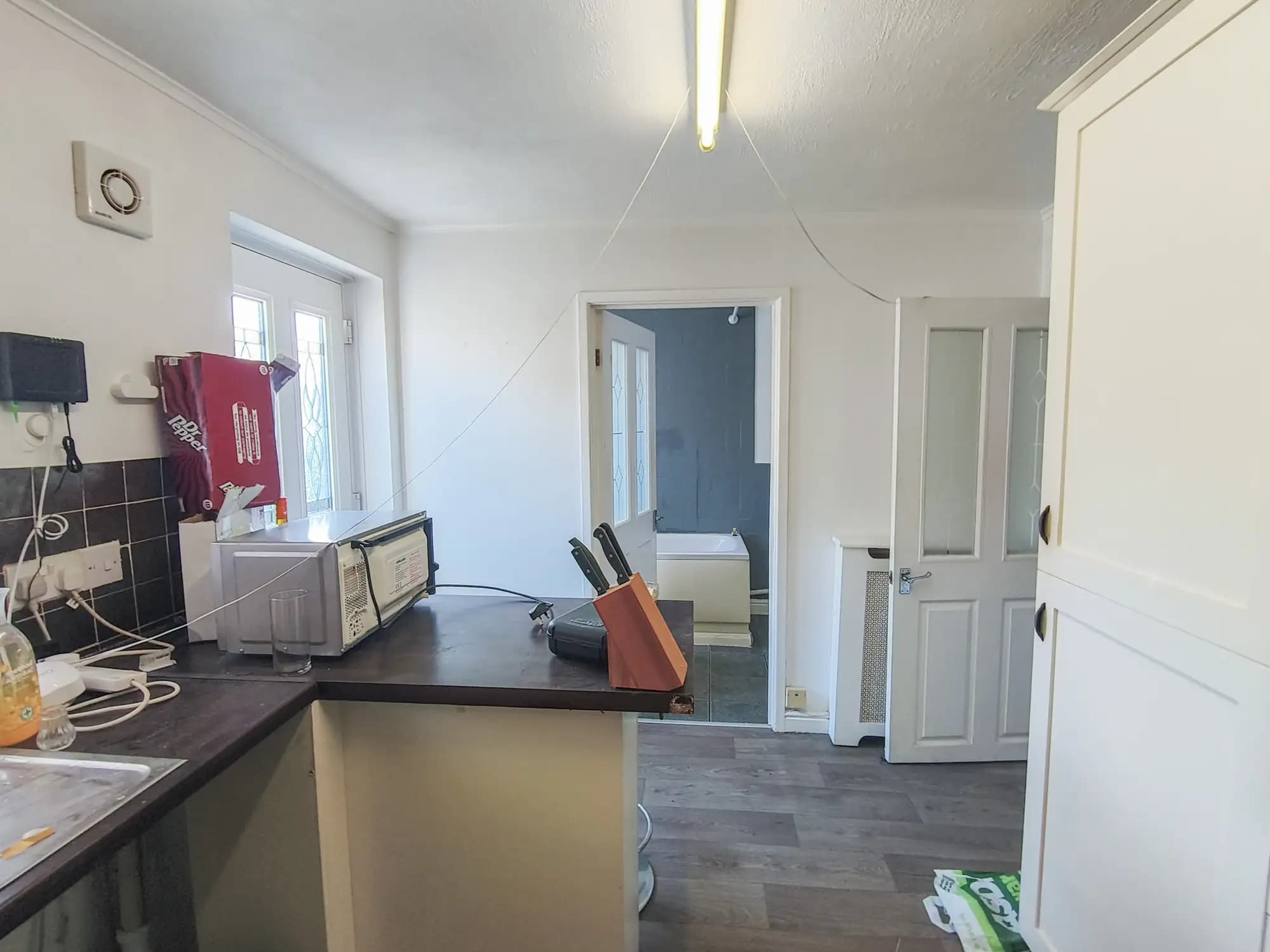 property photo 6 of 15