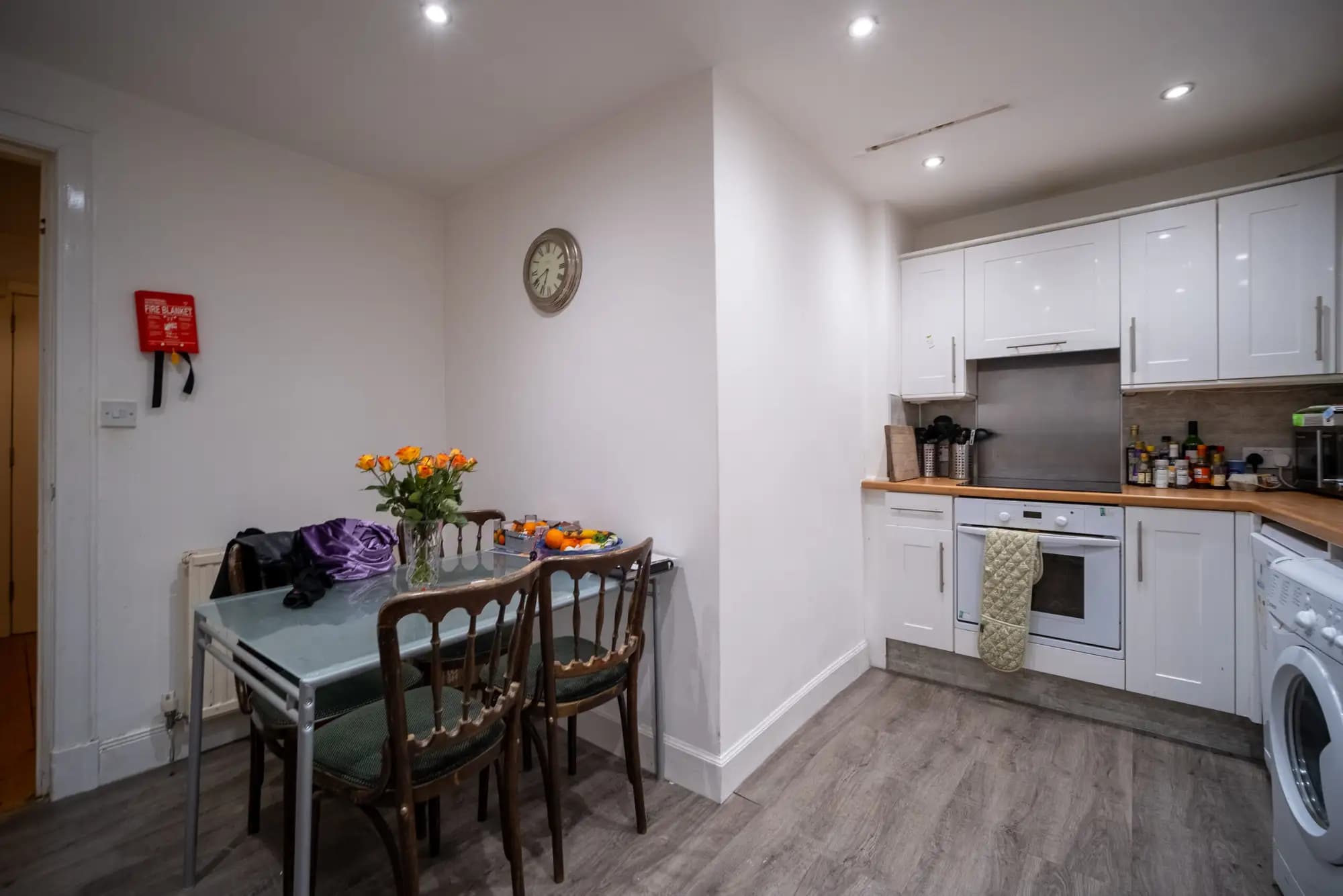property photo 6 of 31