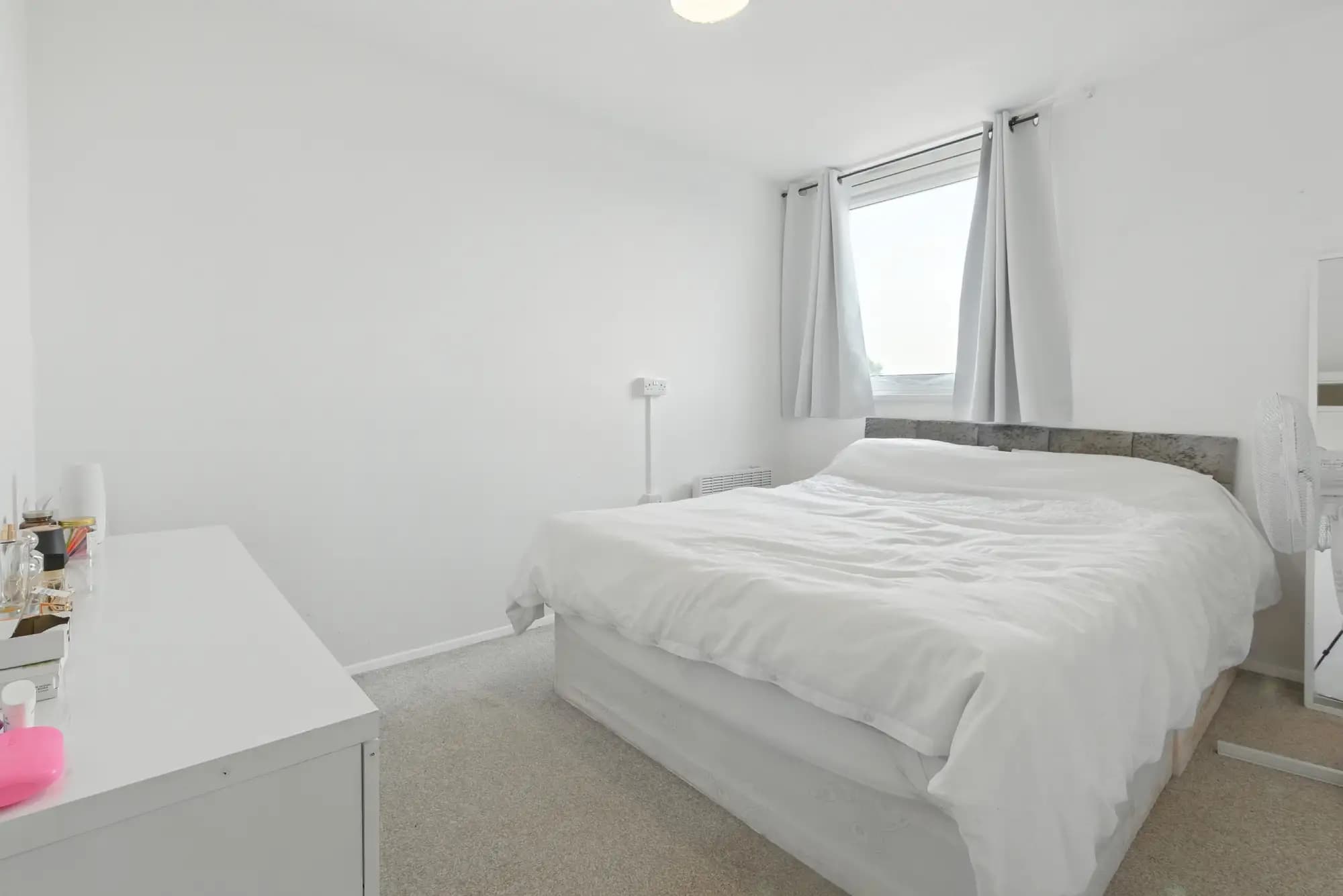 property photo 10 of 15