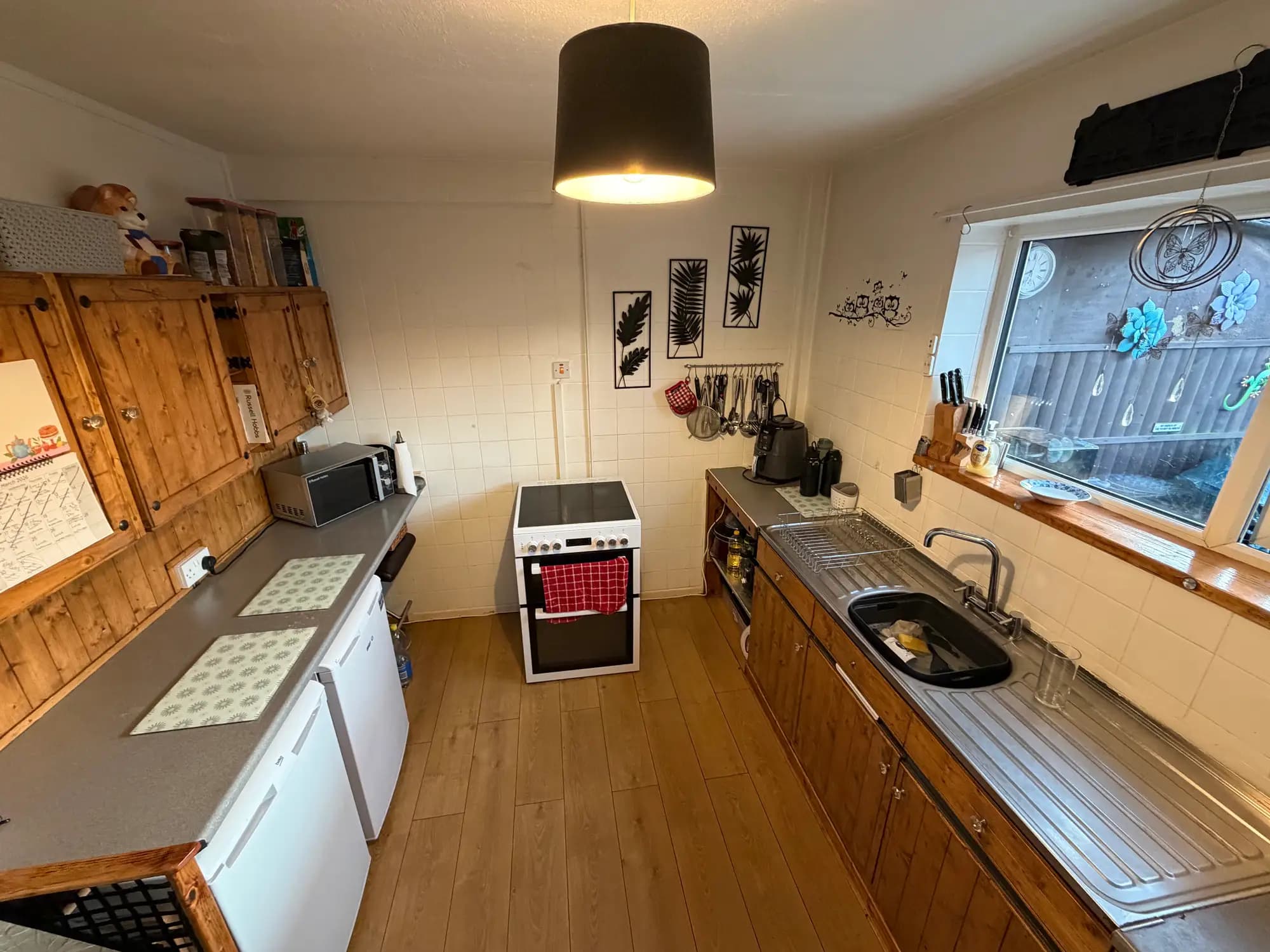 property photo 5 of 19