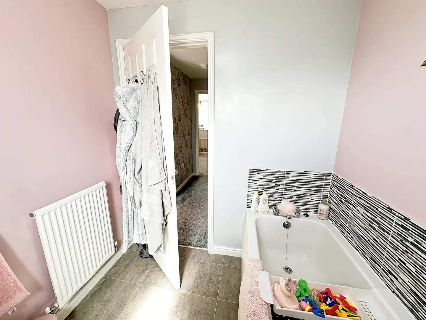 property photo 7 of 25